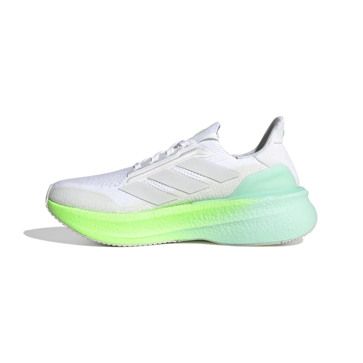 product/a/d/adidas_jq2927_5_footwear_photography_side_medial_center_view_white-nw091625.jpg