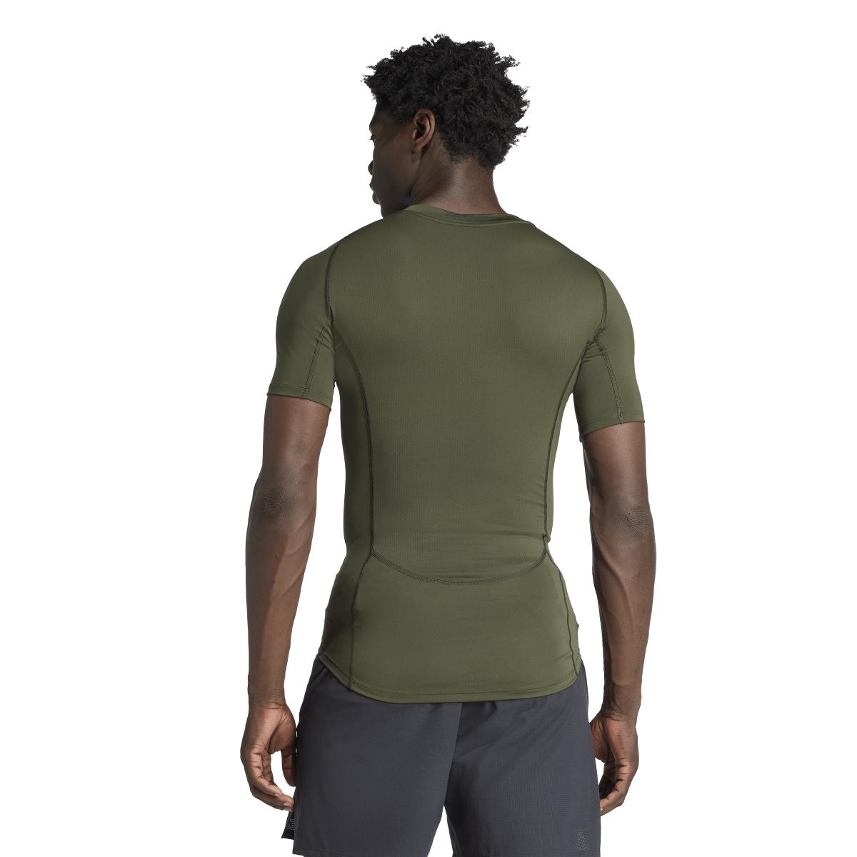 product/a/d/adidas_jx2562_ngtcar_3.jpg
