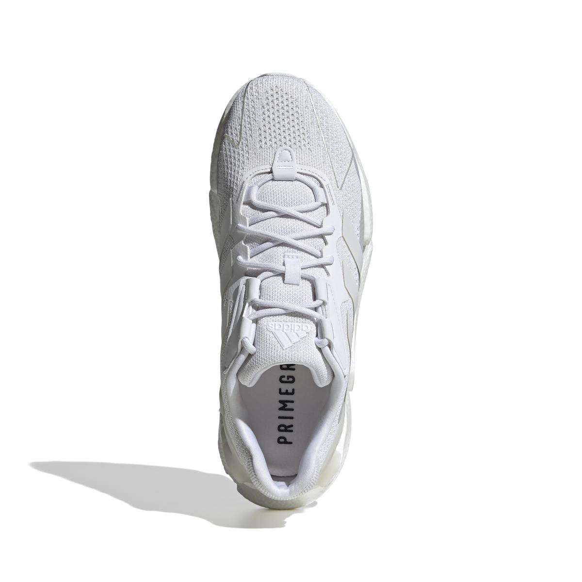 product/a/d/adidas_s23668_3_footwear_photography_top_portrait_view_white_000.jpg