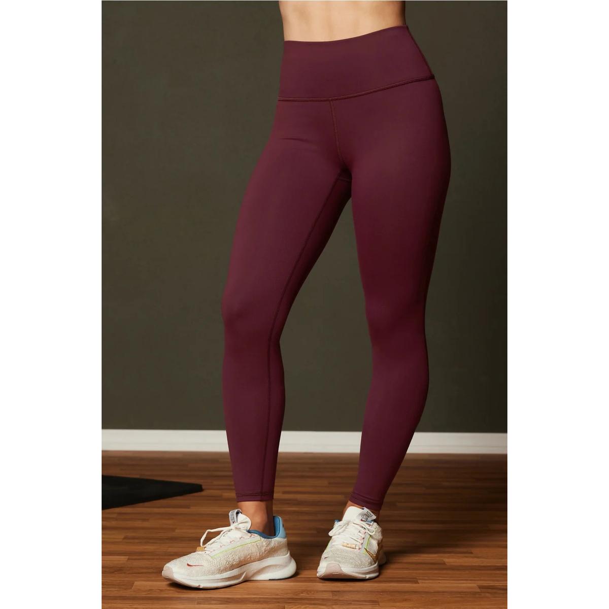 product/f/a/fabletics_pt1617843-6932_merlot_2.jpg