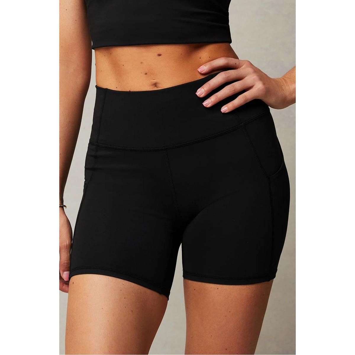 product/f/a/fabletics_so2148683-0001_black_2.jpg