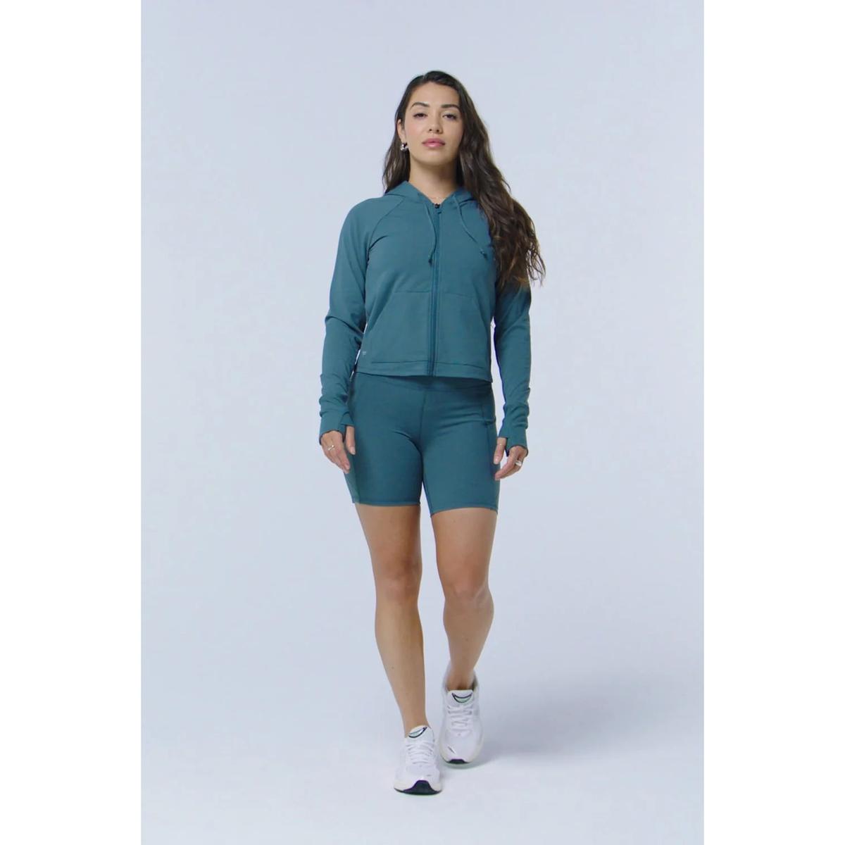 product/f/a/fabletics_so2148683-0001_black_5.jpg