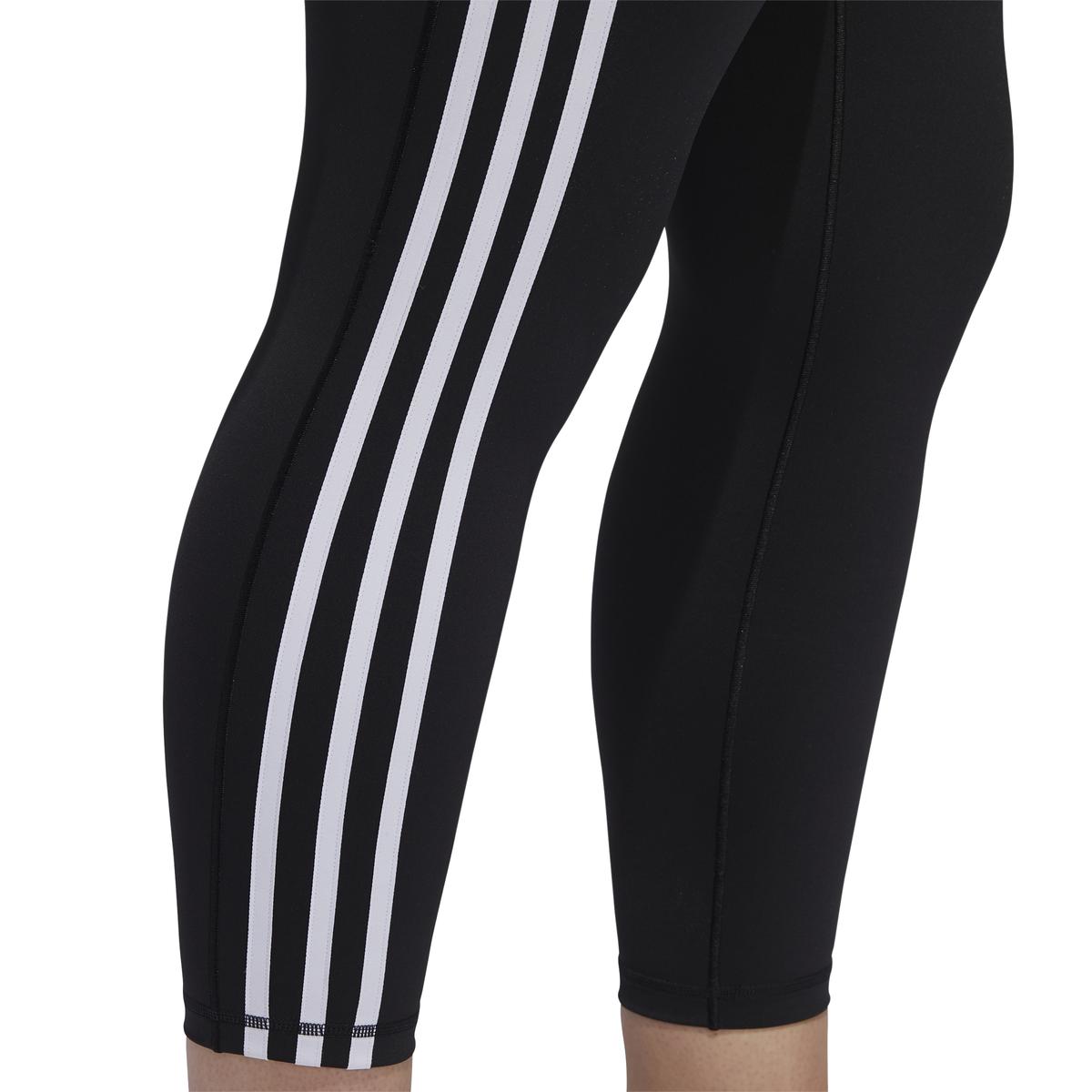 product/f/j/fj7149_app_on-model_detail-1_white.jpg