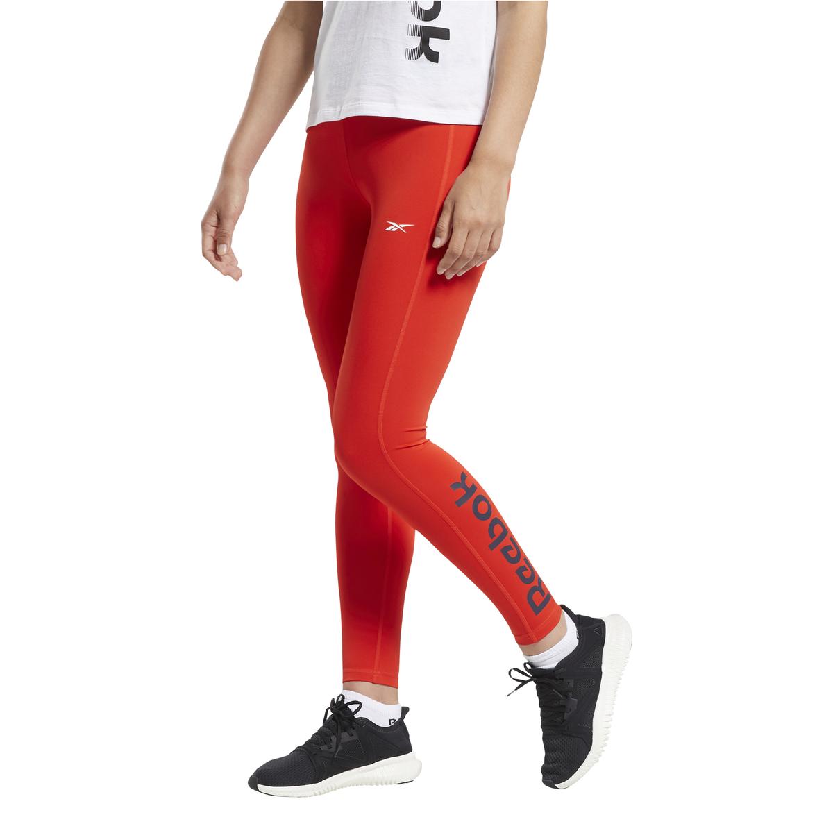 product/f/t/ft0907_app_on-model_standard_white.jpg