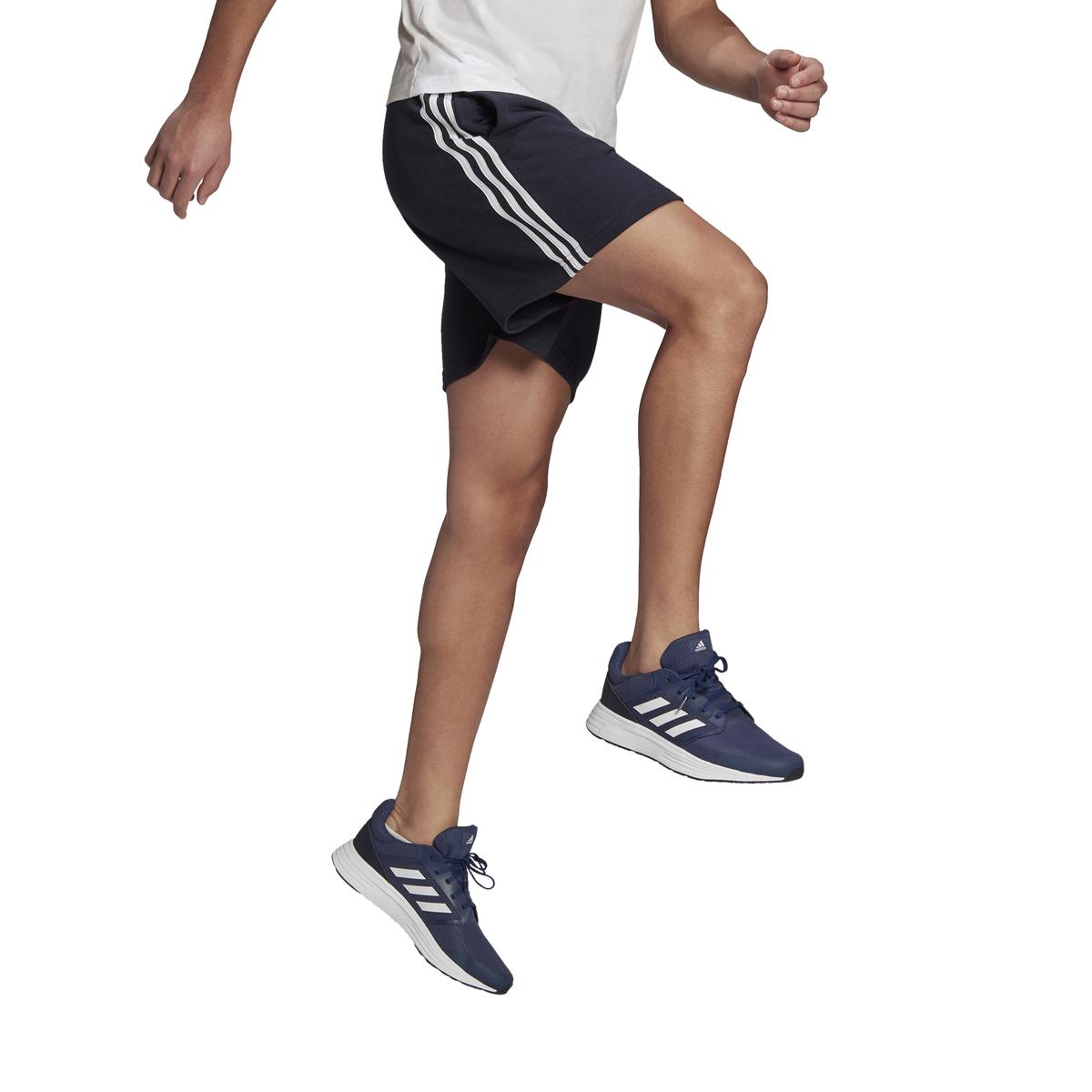 product/g/k/gk9598_app_on-model_walking_white.jpg