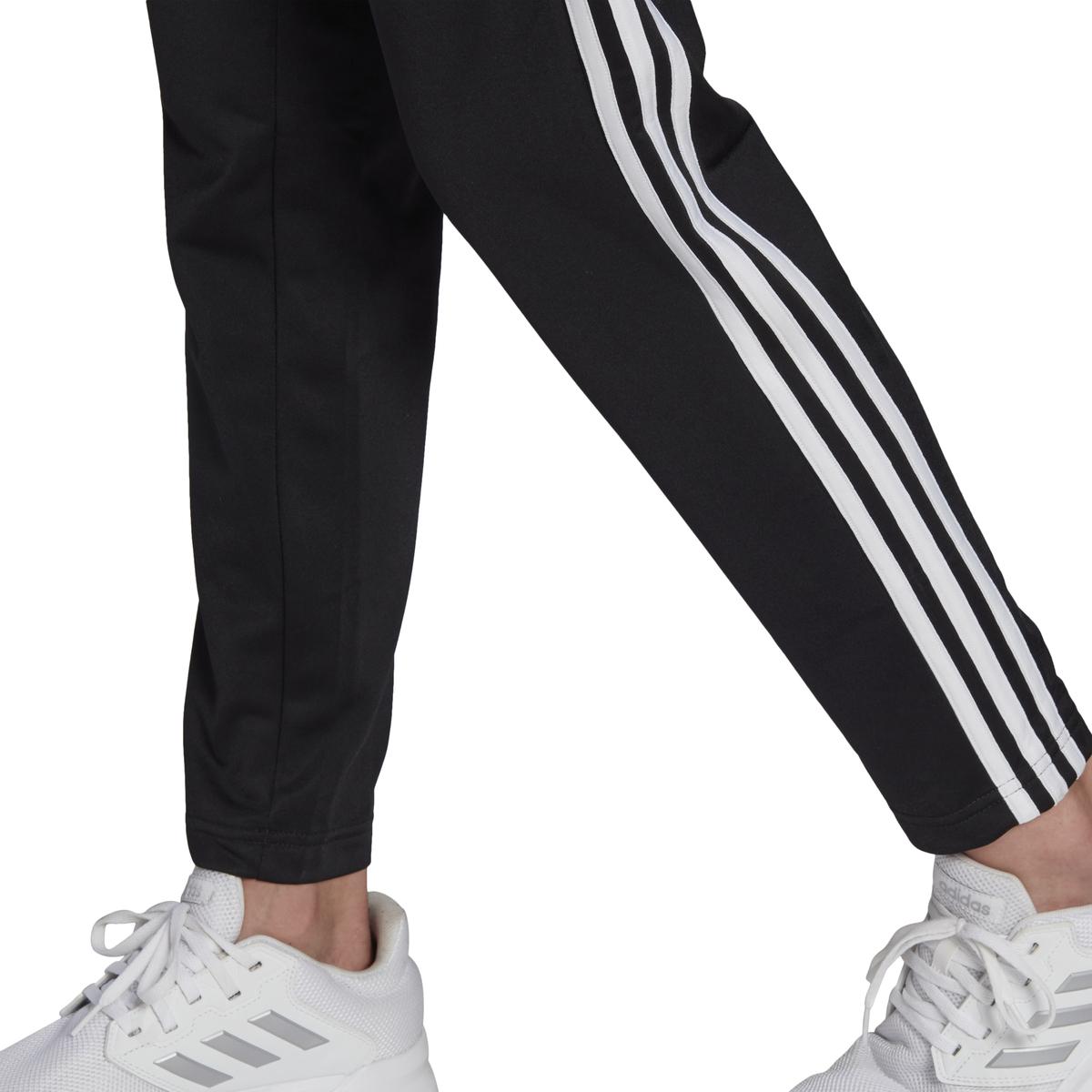 product/g/m/gm5534_app_on-model_detail-2_white.jpg