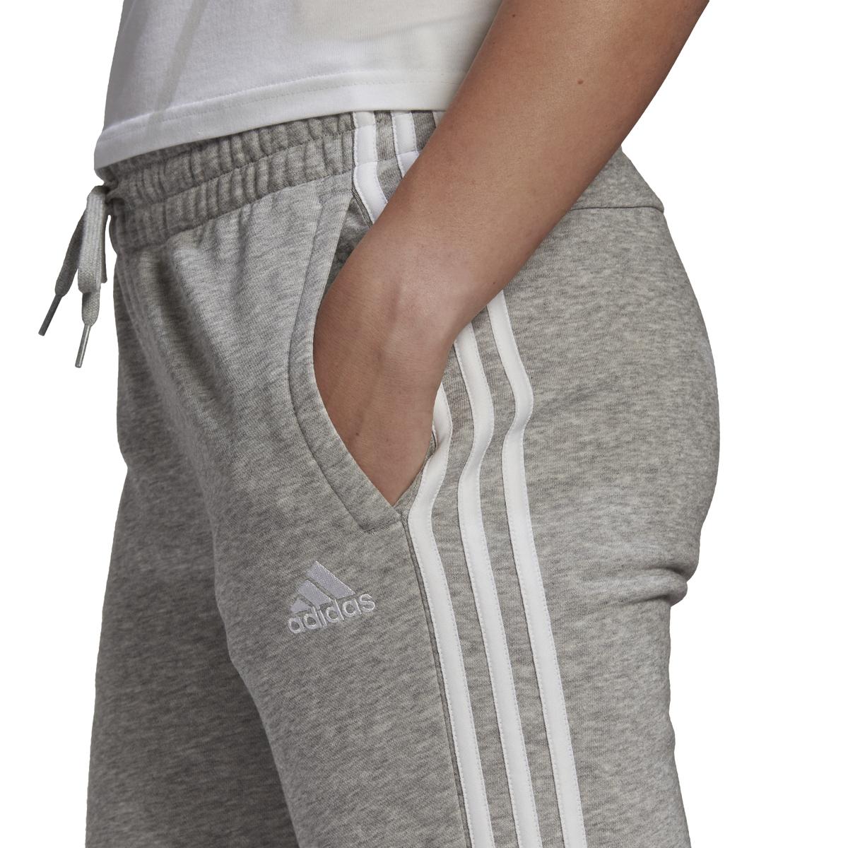 product/g/m/gm8735_app_on-model_detail-1_white.jpg