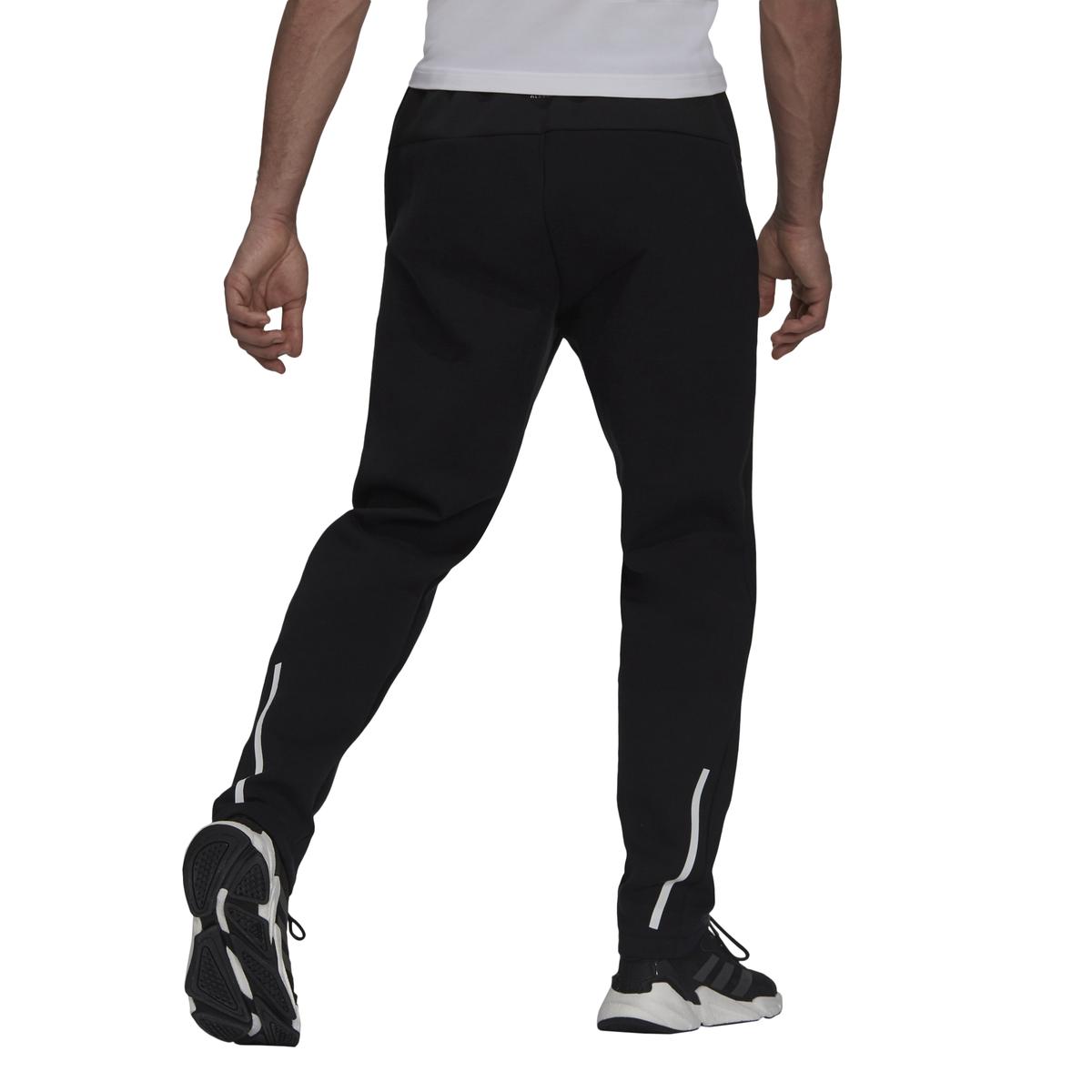 product/g/t/gt9781_app_on-model_back_white.jpg