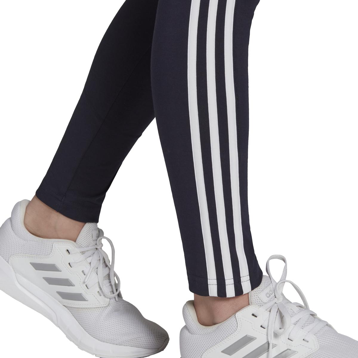 product/h/0/h07771_app_on-model_detail-2_white.jpg