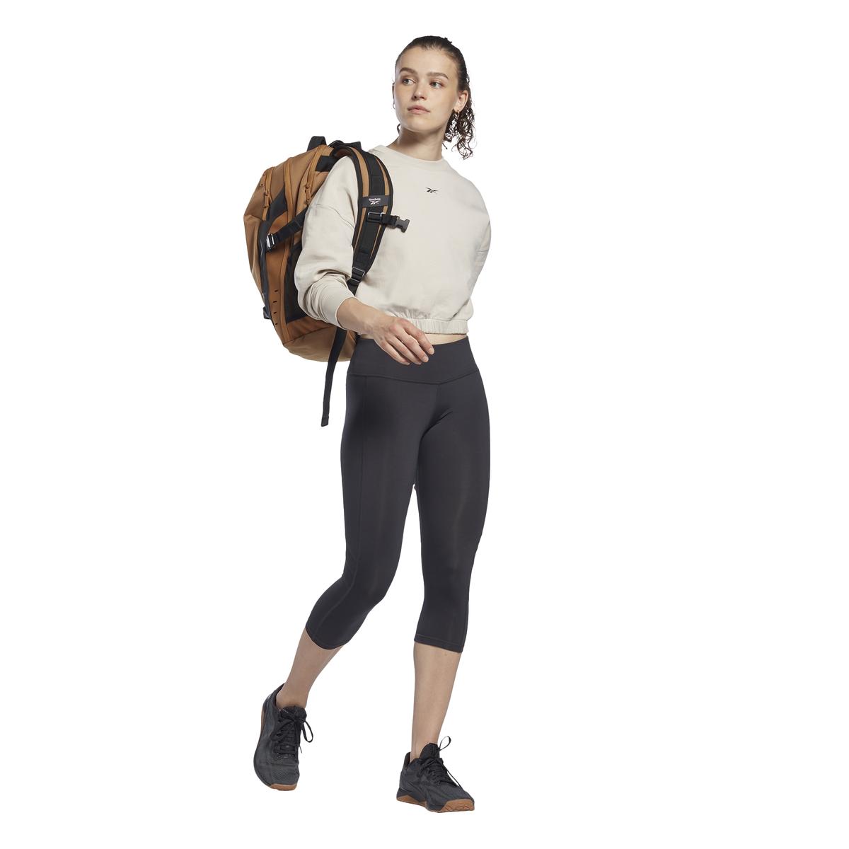product/h/4/h49091_app_on-model_side_white.jpg