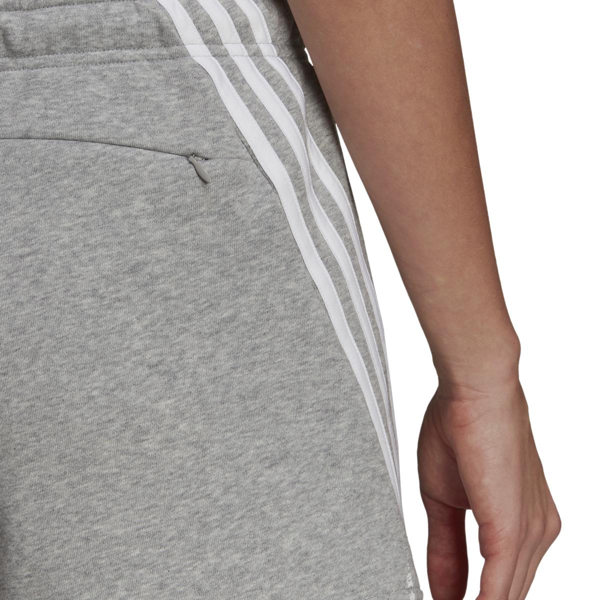 product/h/5/h57307_app_on-model_detail-1_white.jpg