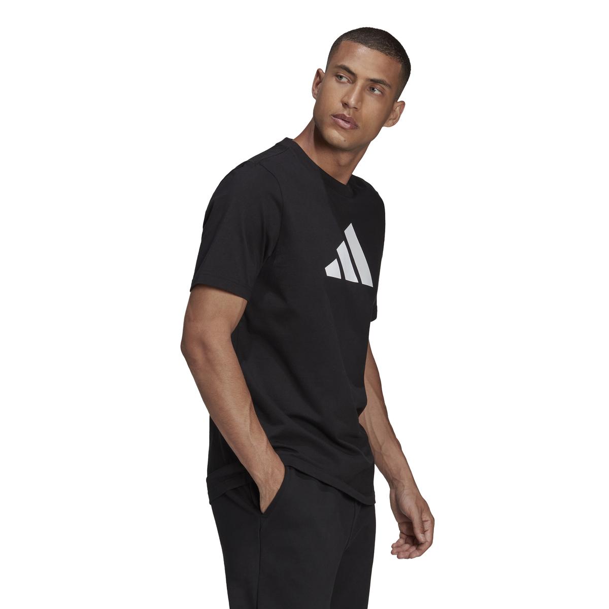 product/h/d/hd0893_app_on-model_walking_white.jpg
