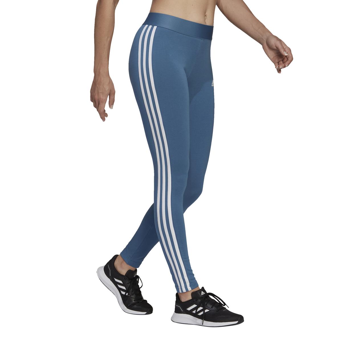 product/h/d/hd1830_app_on-model_walking_white_1645111080.jpg
