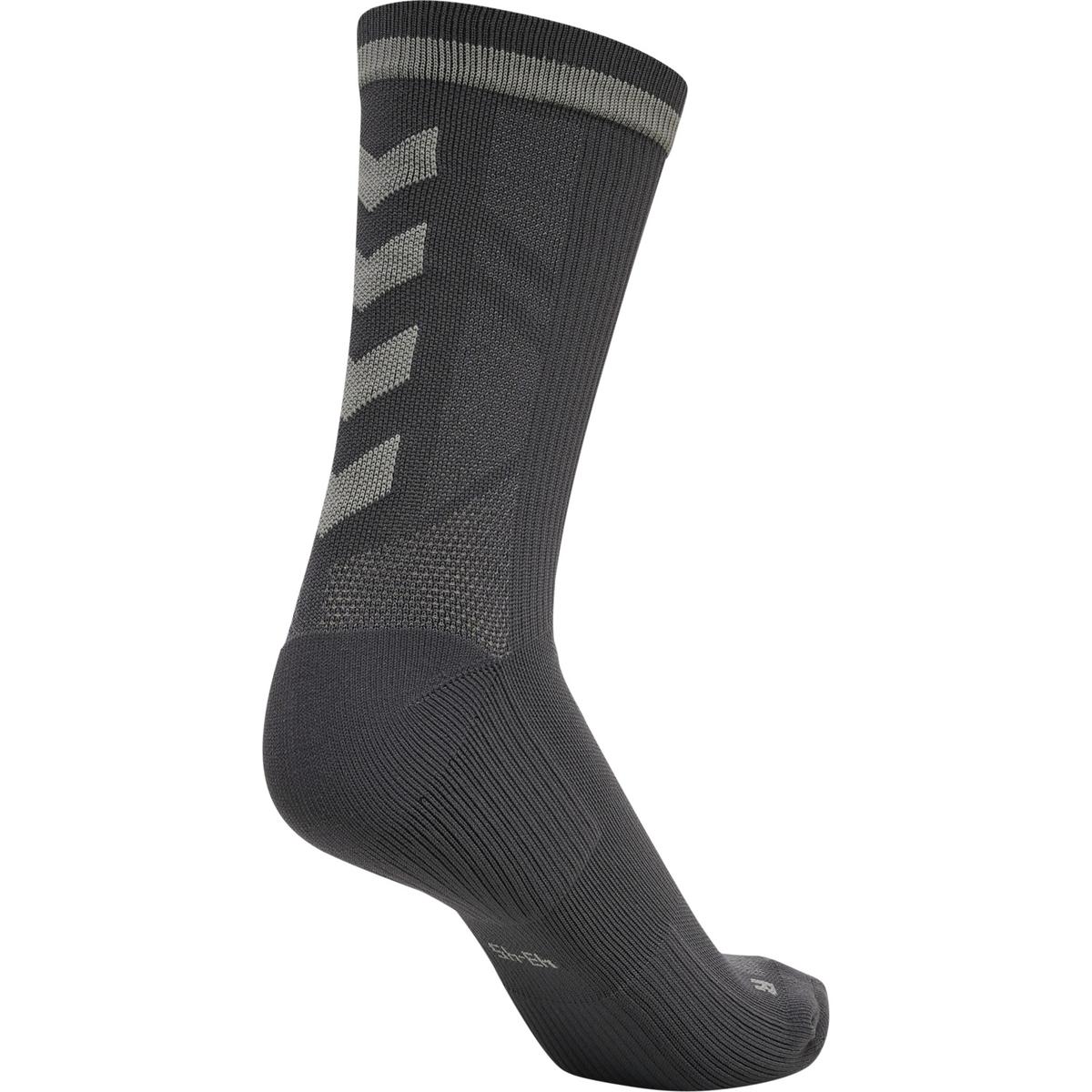 product/h/u/hummel_211149-2135_black_3.jpg