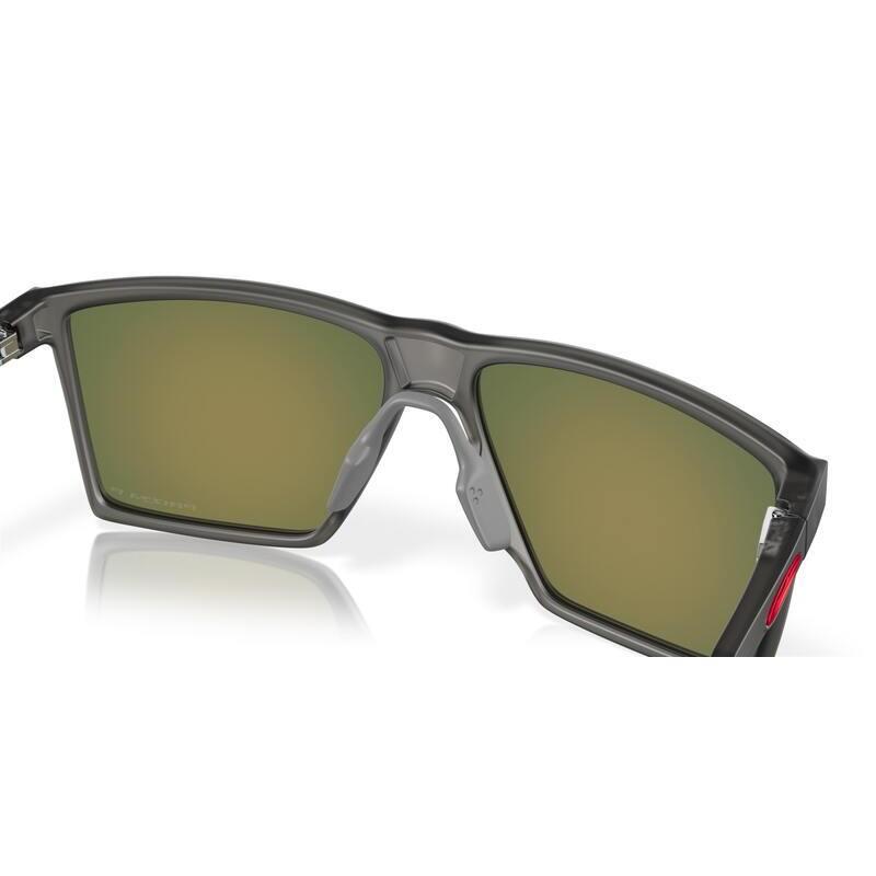 product/o/a/oakley_8009449003_gris-rouge_5.jpg