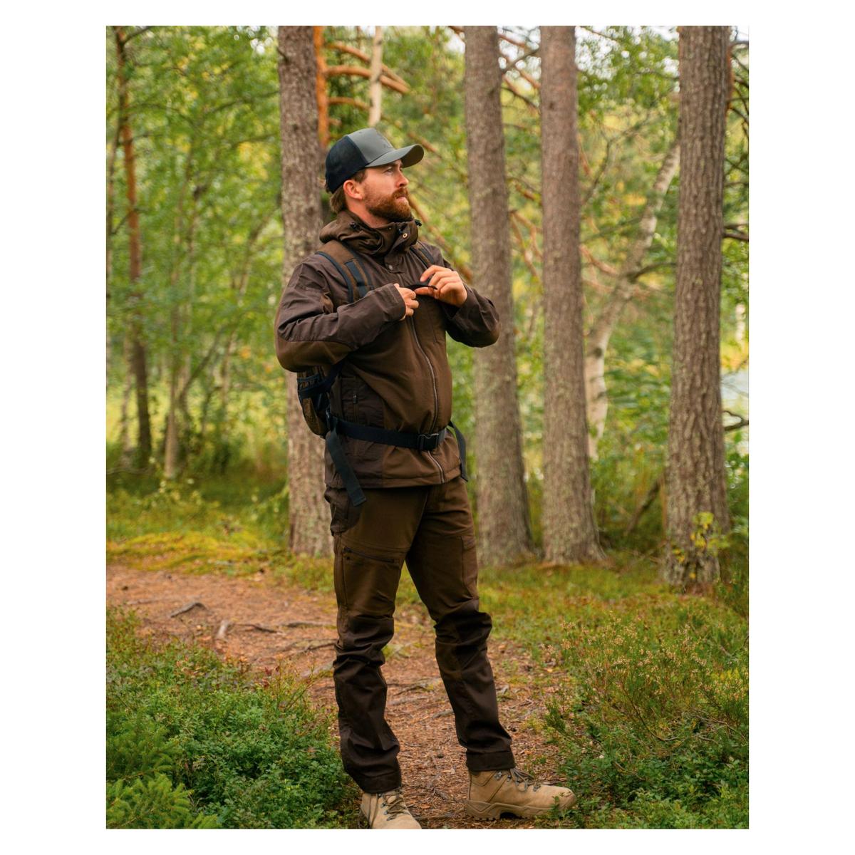 product/p/i/pinewood_1-53030211_d-brown_3.jpg
