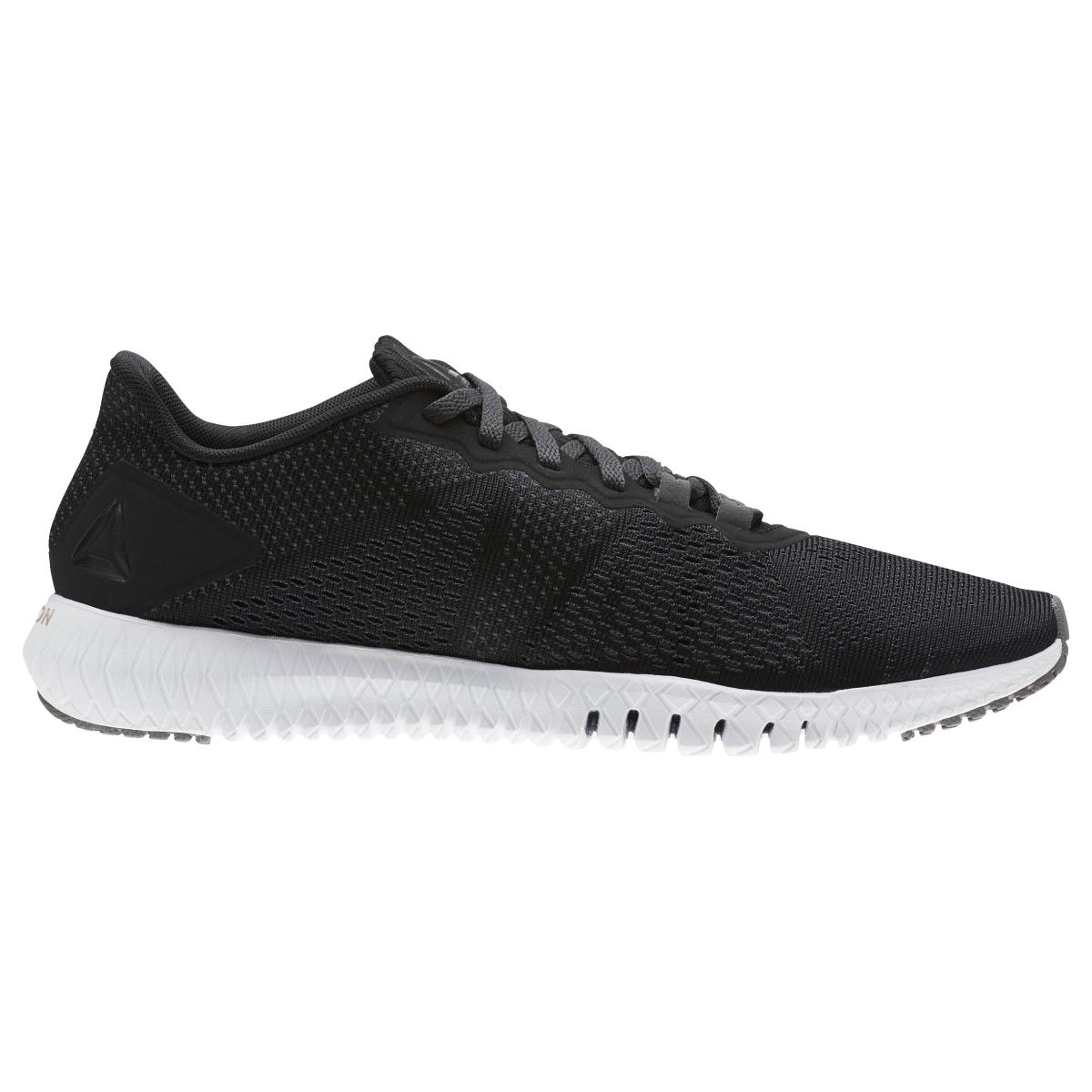 product/r/e/reebok_cn2583_1_footwear_photography_side_lateral_view_white_000.jpg