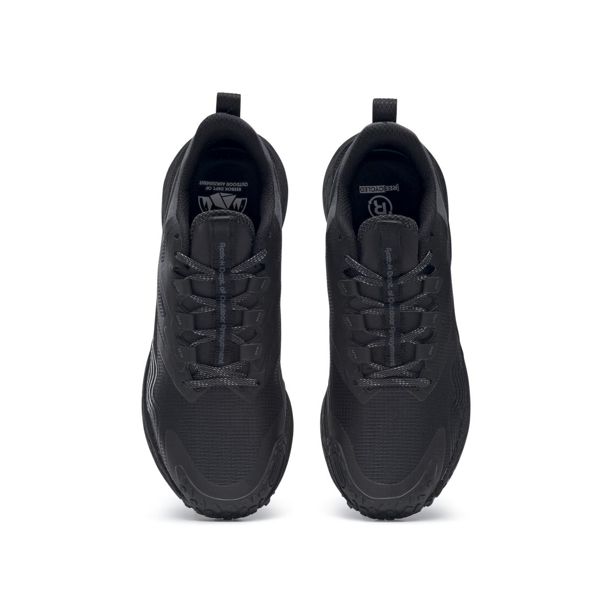 product/r/e/reebok_gz1406_2_footwear_photography_top_portrait_view_white_000.jpg