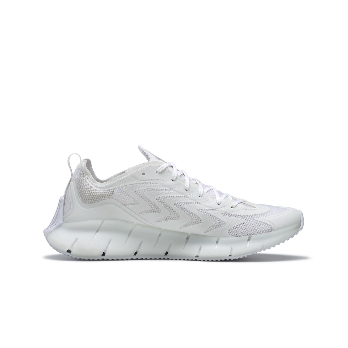 product/r/e/reebok_gz8804_4_footwear_photography_side_medial_center_view_white_000.jpg