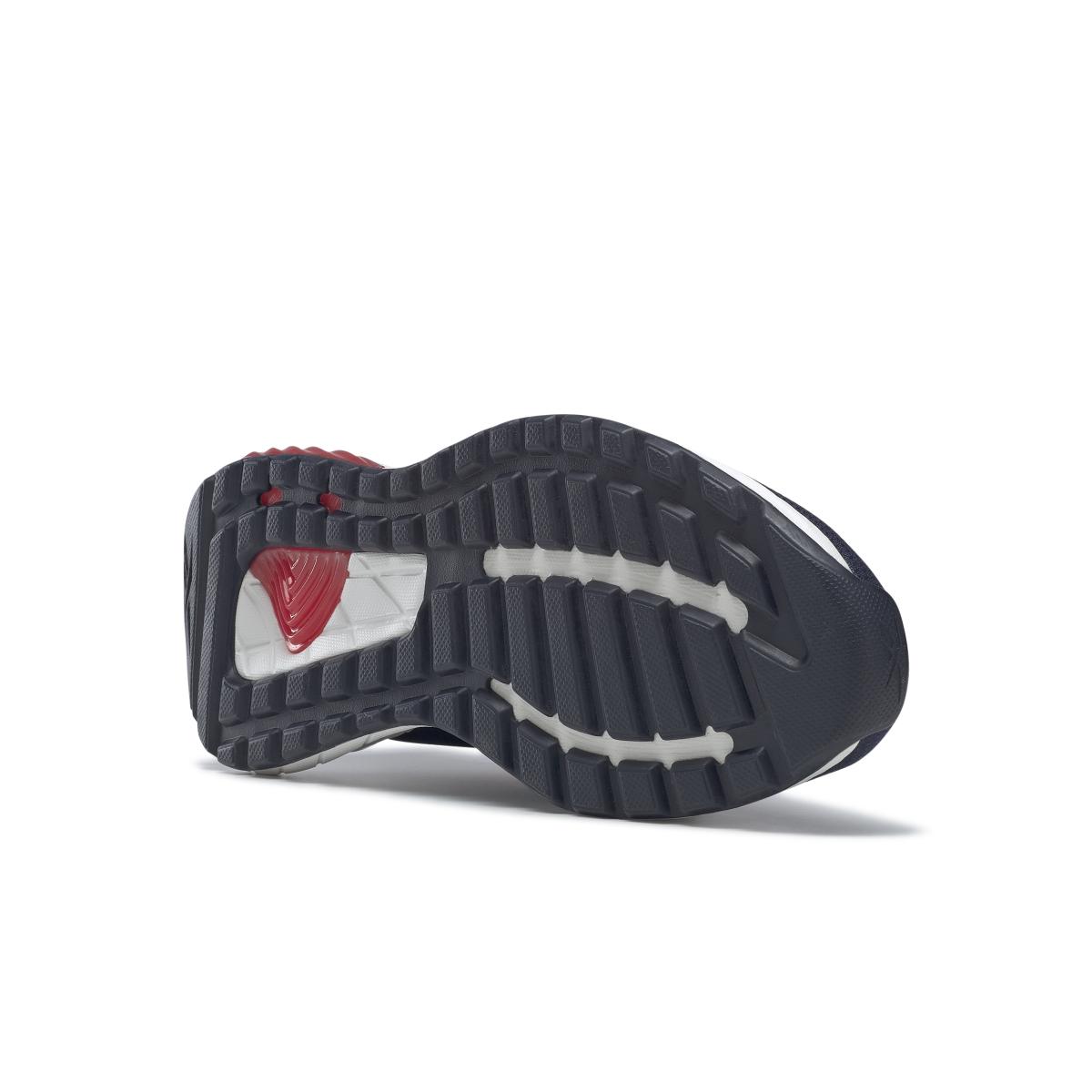 product/r/e/reebok_h00875_3_footwear_photography_bottom_view_white_000.jpg