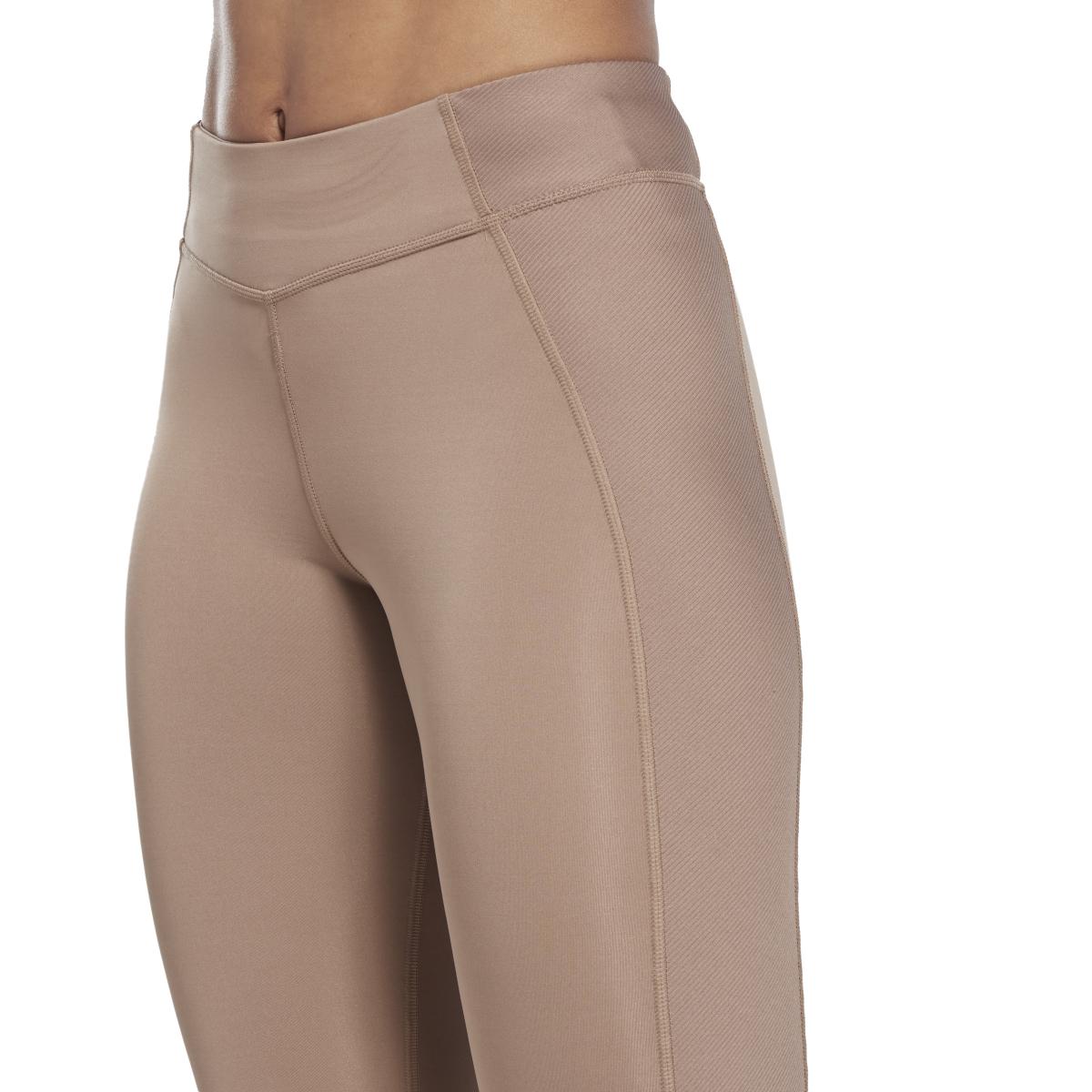 product/r/e/reebok_ha4369_5_apparel_on_model_detail_view_1_white.jpg