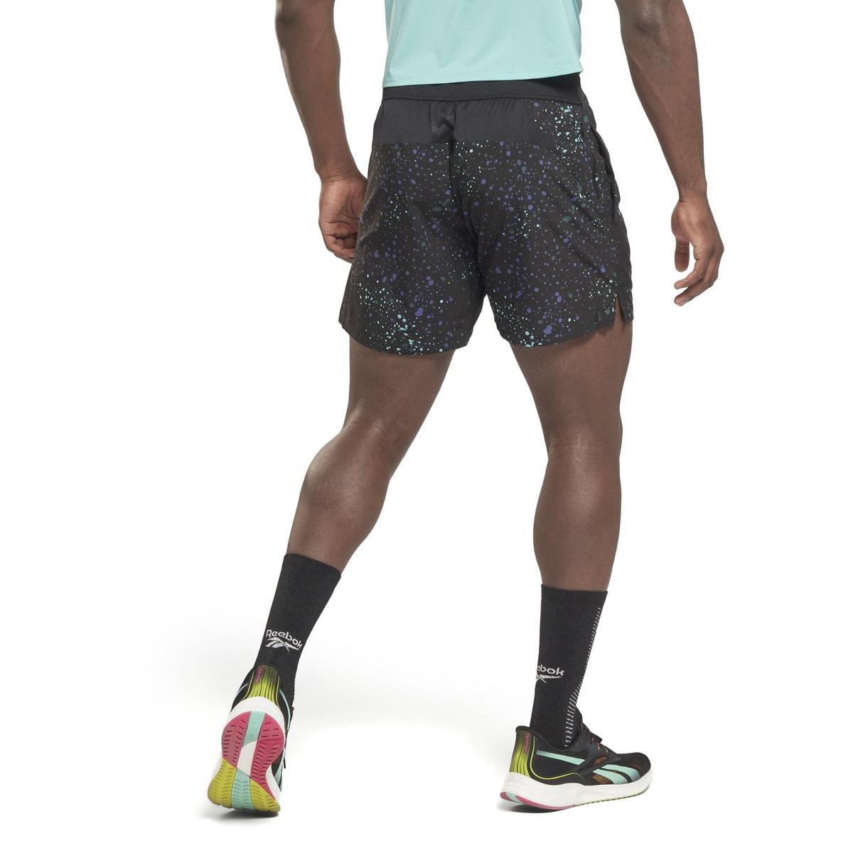 product/r/e/reebok_hg4070_3_apparel_on_model_back_view_white.jpg