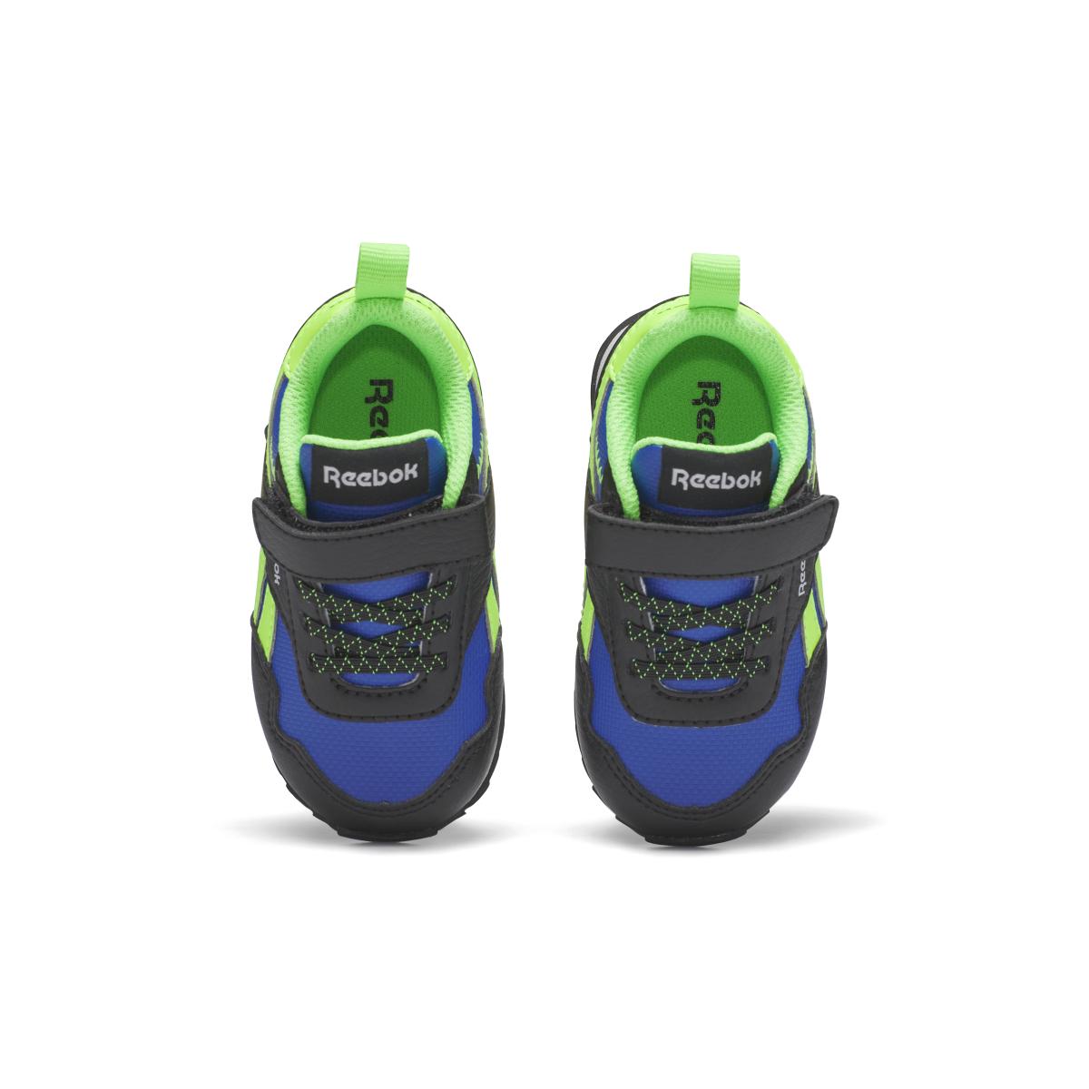 product/r/e/reebok_hp8670_2_footwear_photography_top_portrait_view_white.jpg