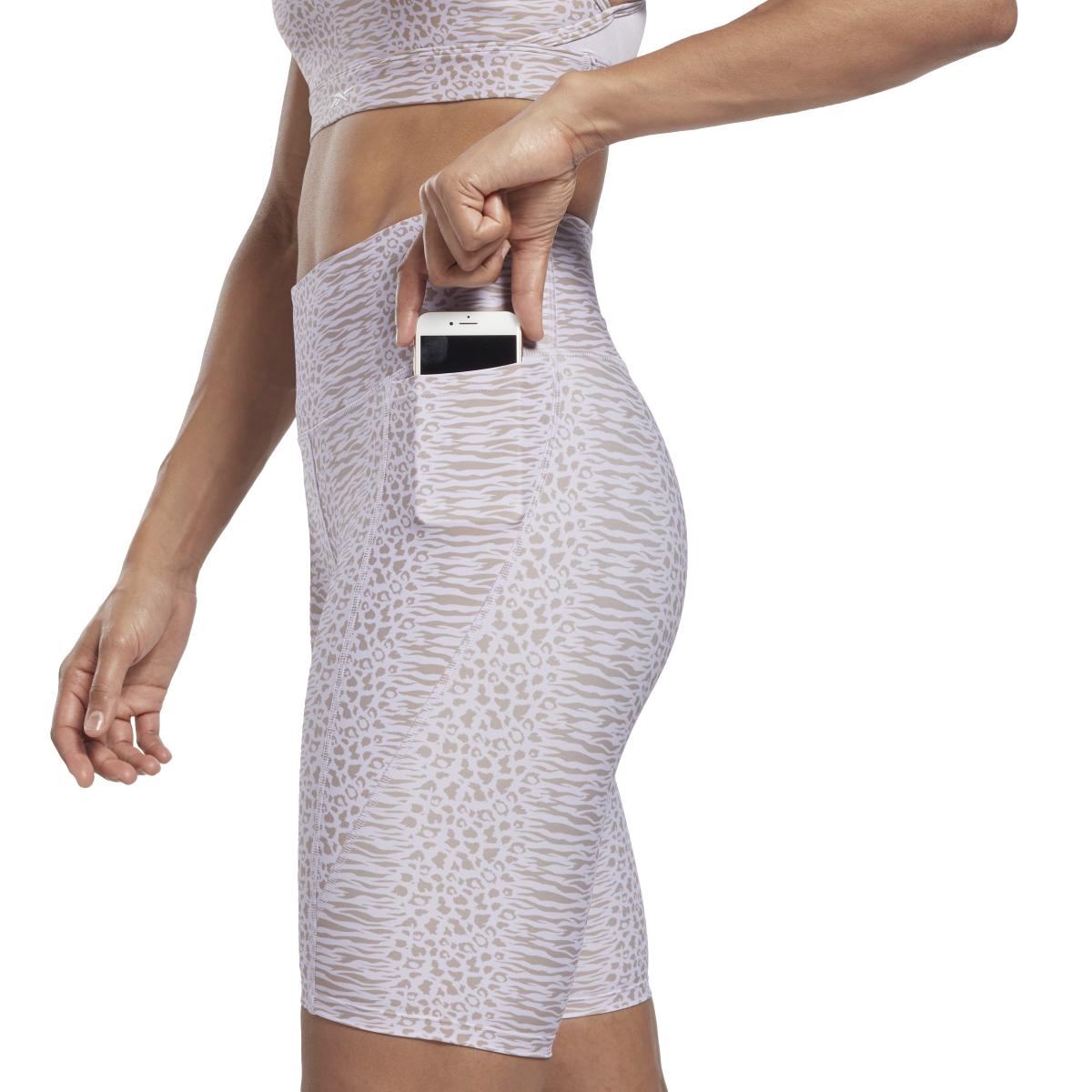 product/r/e/reebok_hs4693_6_apparel_on_model_detail_view_2_white.jpg