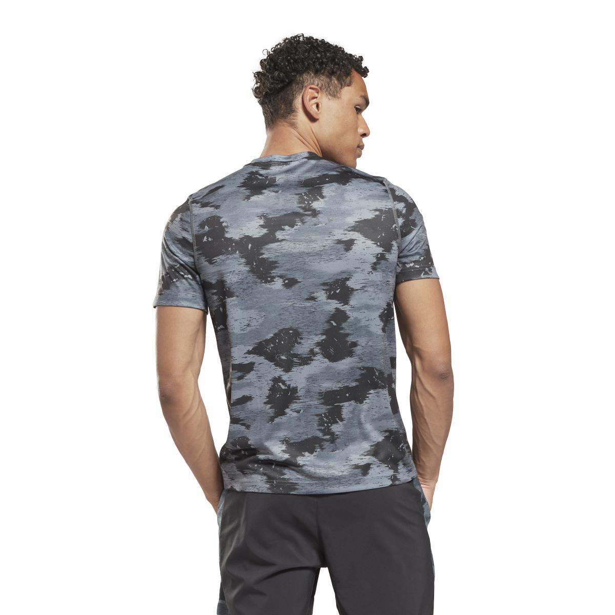 product/r/e/reebok_ht1689_3_apparel_on_model_back_view_white.jpg