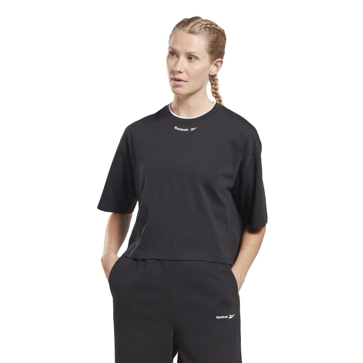 product/r/e/reebok_ht8059_2_apparel_on_model_standard_view_white.jpg