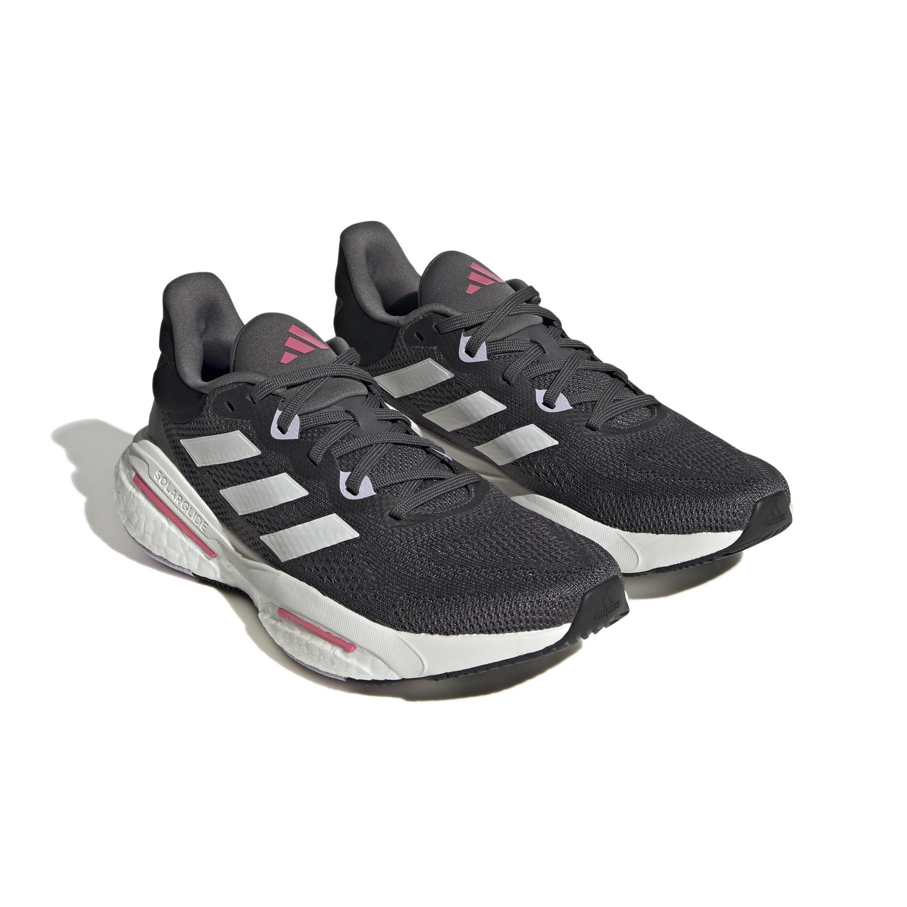 product/2/0/2025_09_adidas_ie6796_6_footwear_photography_front_lateral_top_view_white.jpg