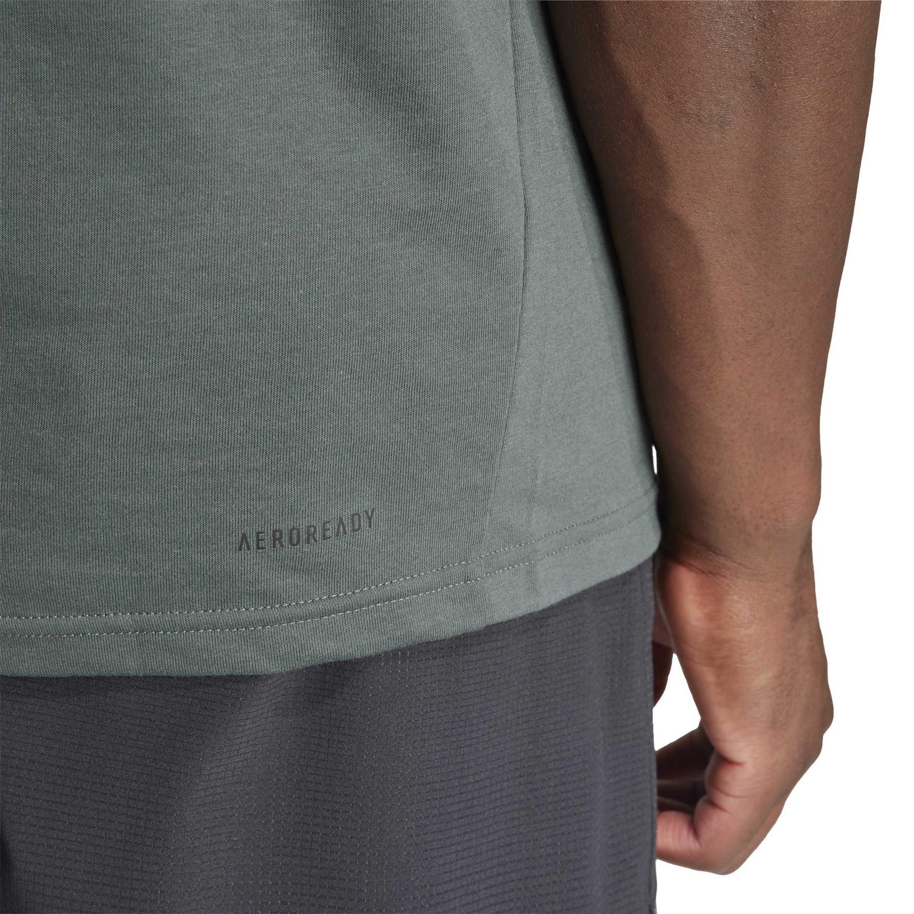 product/2/0/2025_09_adidas_ir9102_9_apparel_on_model_detail_view_2_white.jpg