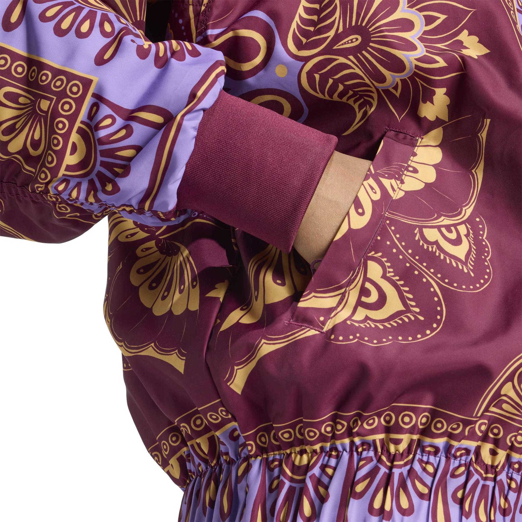 product/2/0/2025_adidas_jl8621_5_apparel_on_model_detail_view_1_white.jpg
