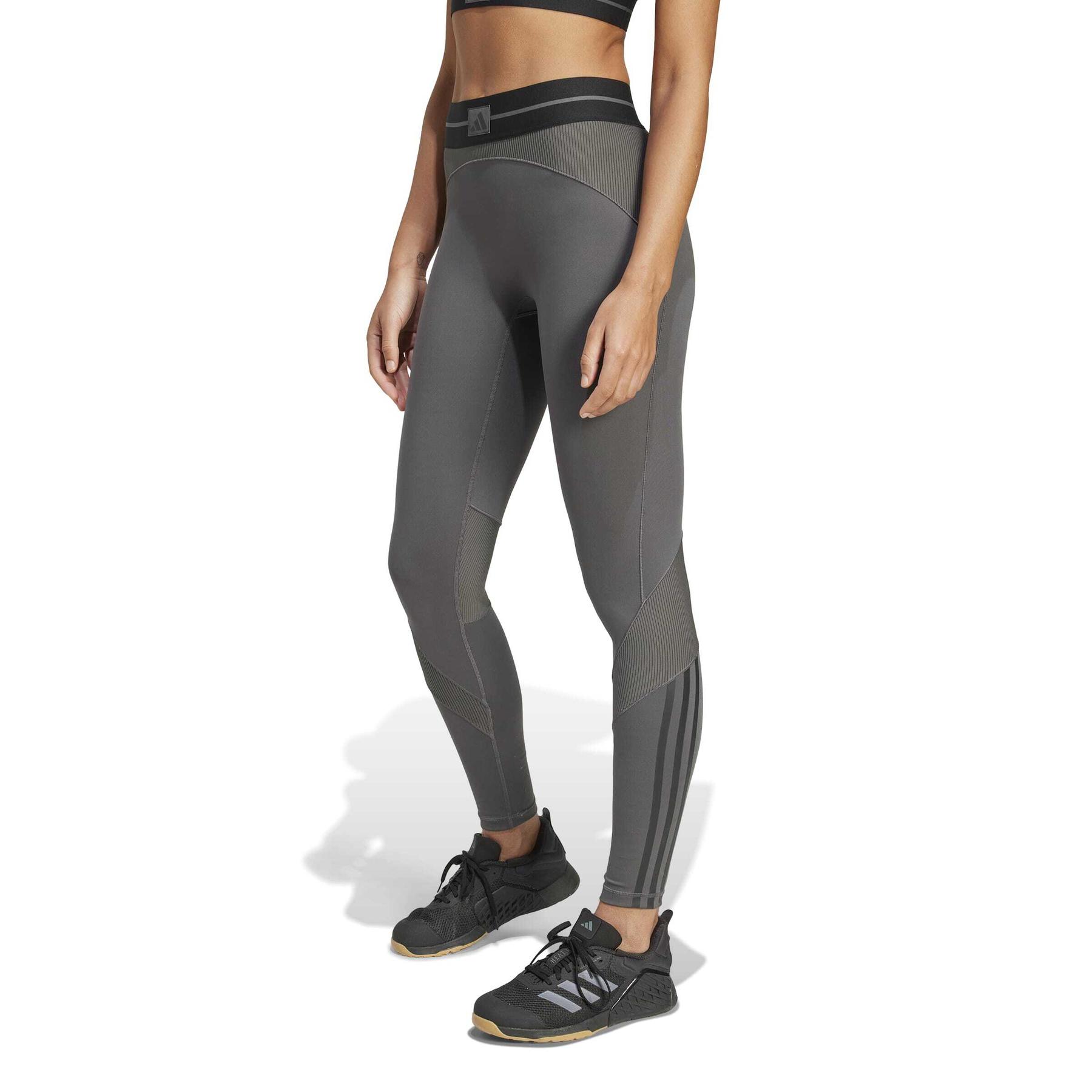 product/2/0/2025_adidas_jn2651_2_apparel_on_model_standard_view_white.jpg