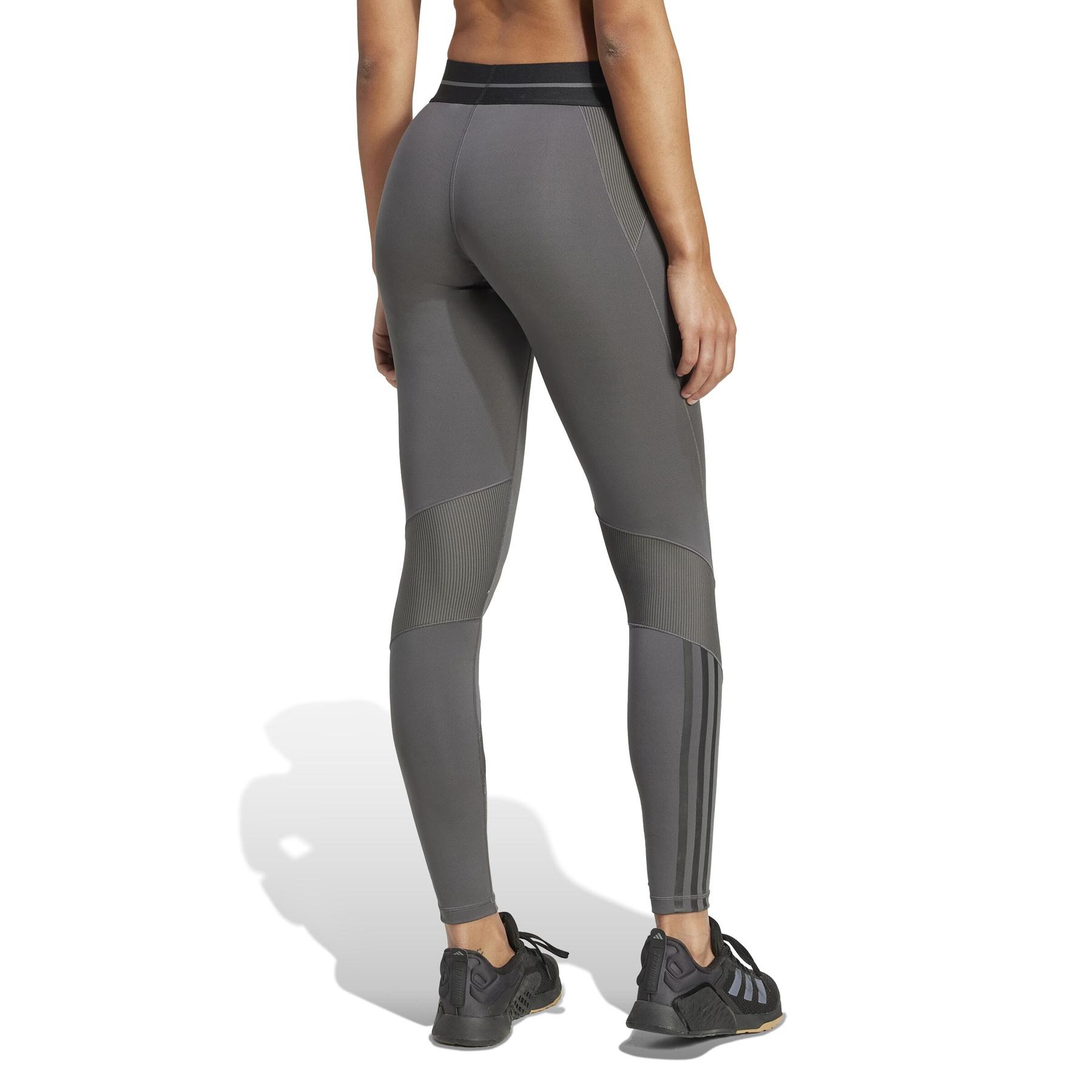 product/2/0/2025_adidas_jn2651_3_apparel_on_model_back_view_white.jpg