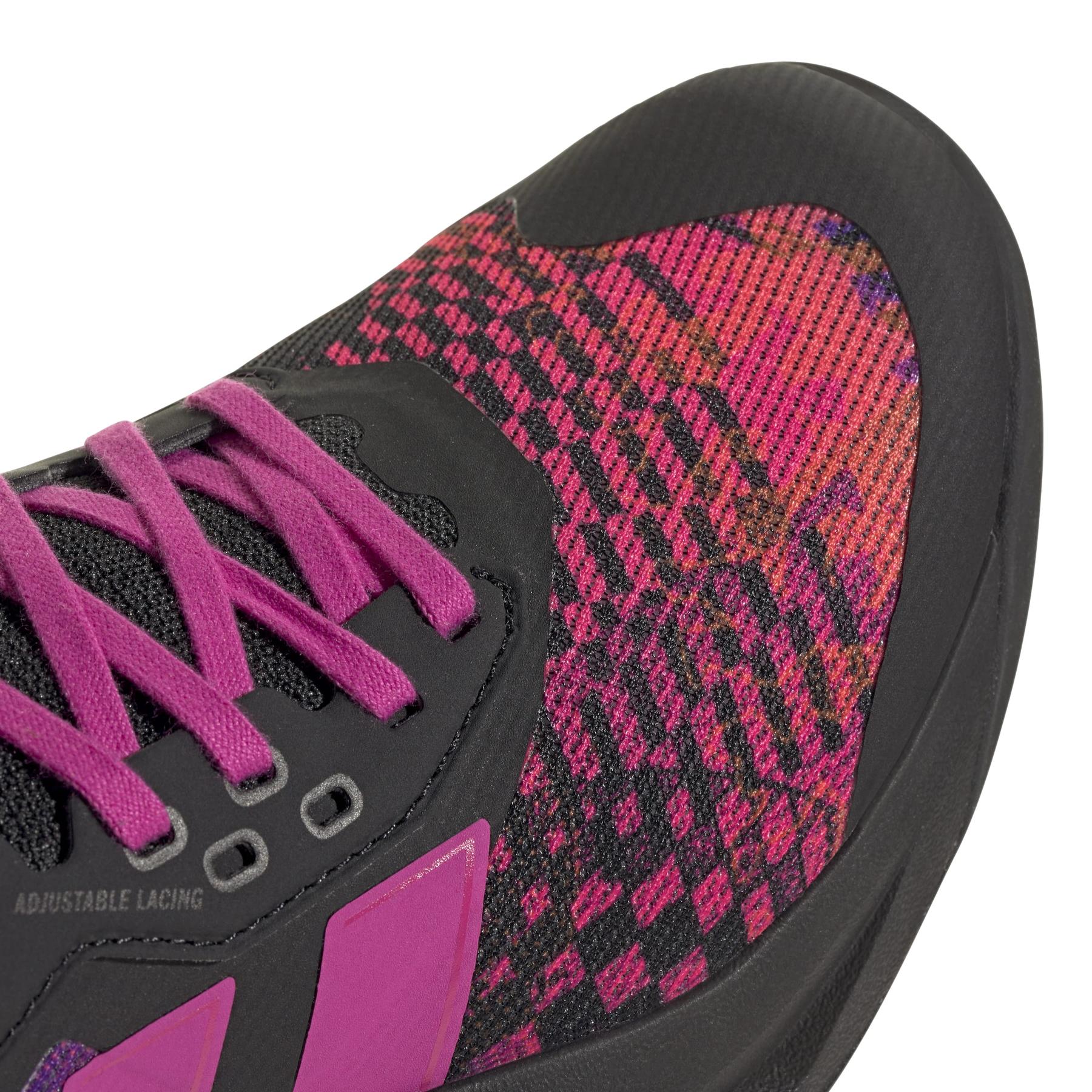 product/2/0/2025_adidas_jr6402_9_footwear_photography_detail_view_2_white.jpg
