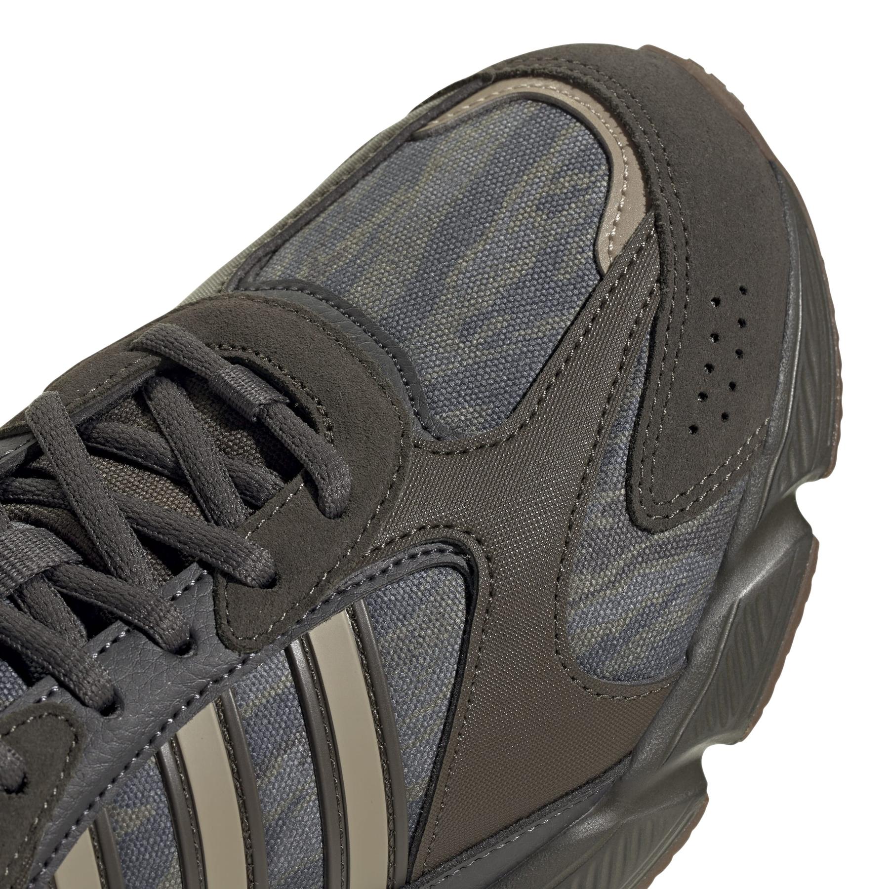 product/2/0/2025_adidas_jr6497_8_footwear_photography_detail_view_1_white.jpg