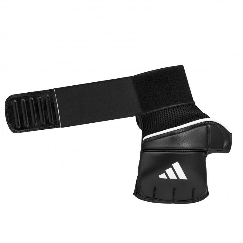 product/a/d/adidas_adispdbxft_black_white_3.jpg