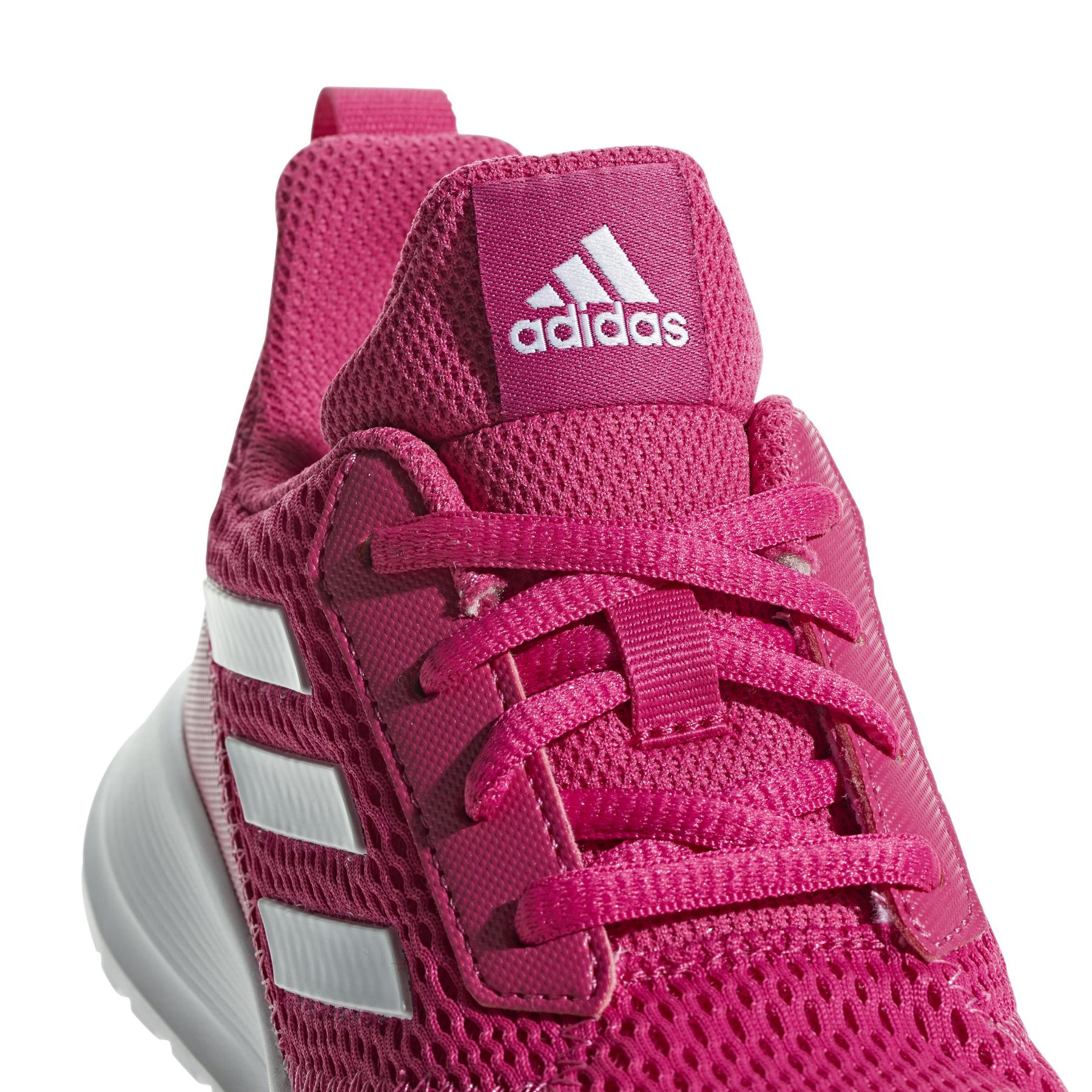 product/a/d/adidas_cm8565_8_footwear_photography_detail_view_1_white-nw100424.jpg