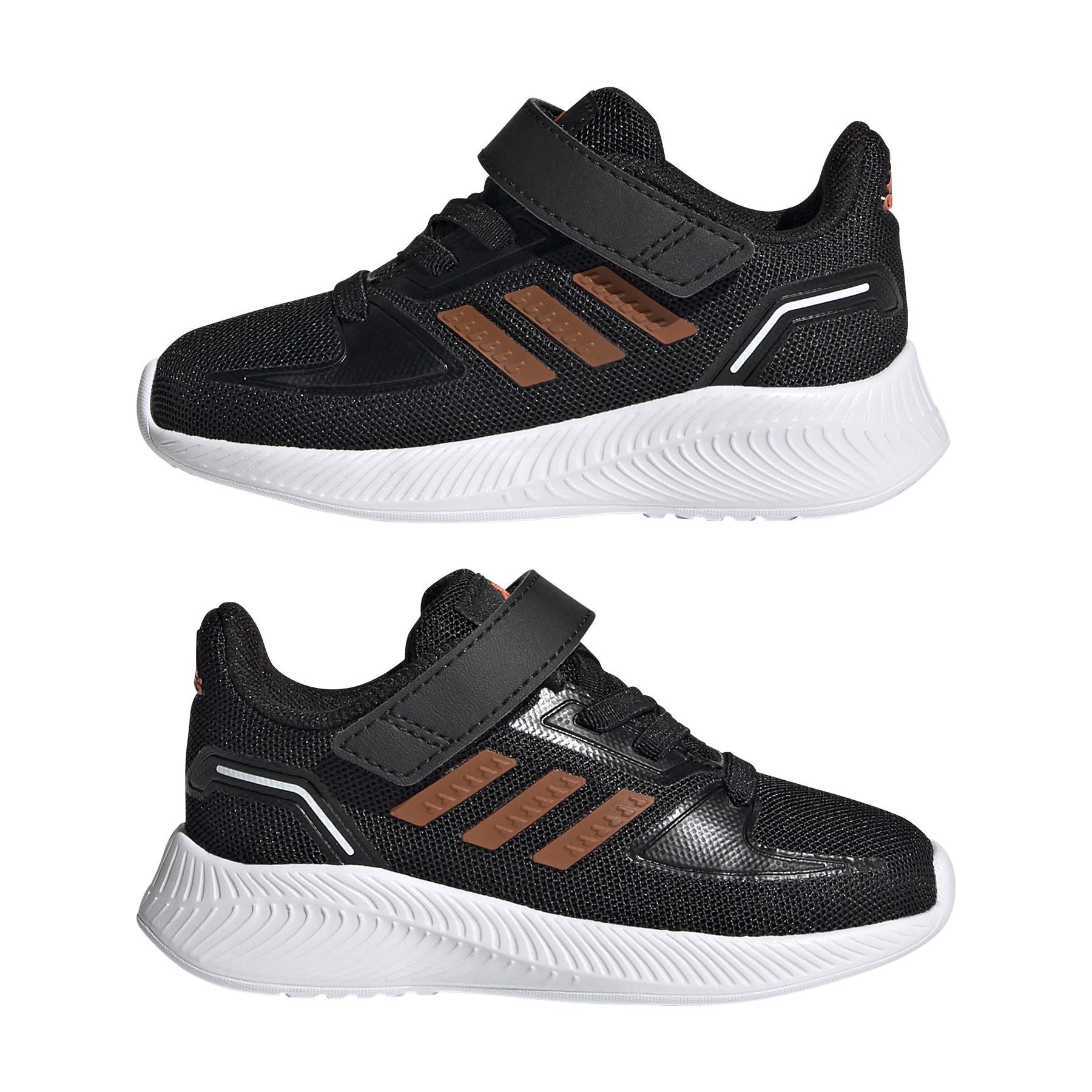 product/a/d/adidas_fz0098_10_footwear_photography_mirrored_pair_view_white.jpg