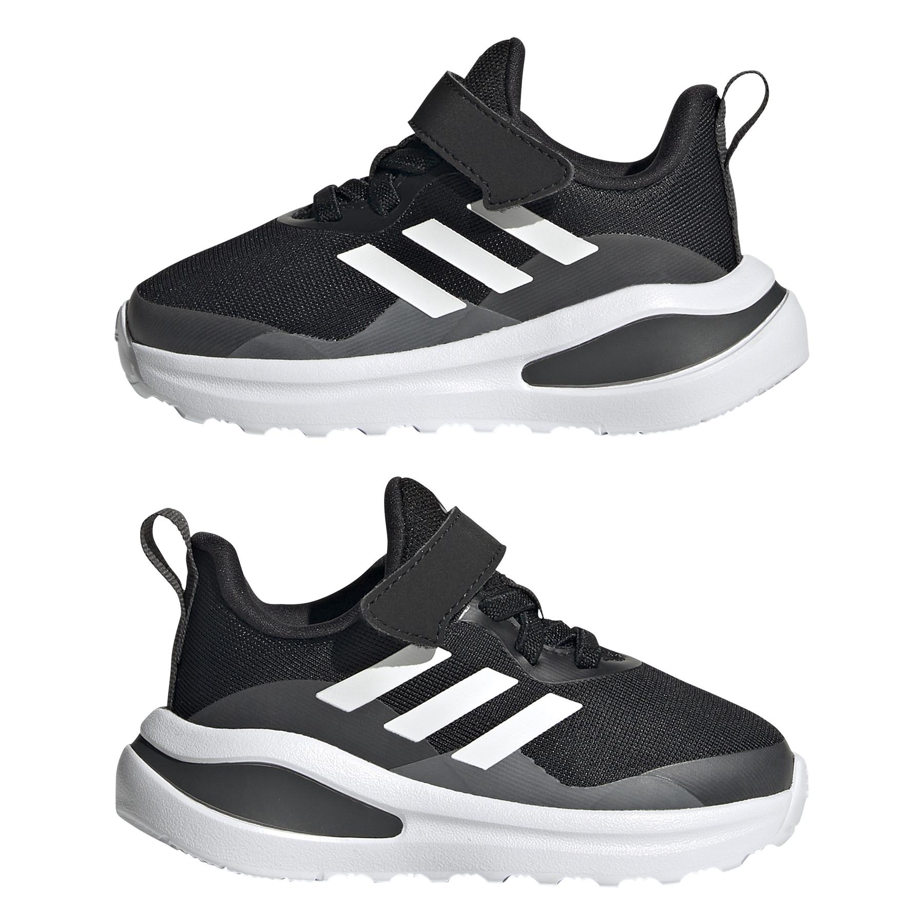 product/a/d/adidas_fz5499_10_footwear_photography_mirrored_pair_view_white_000.jpg