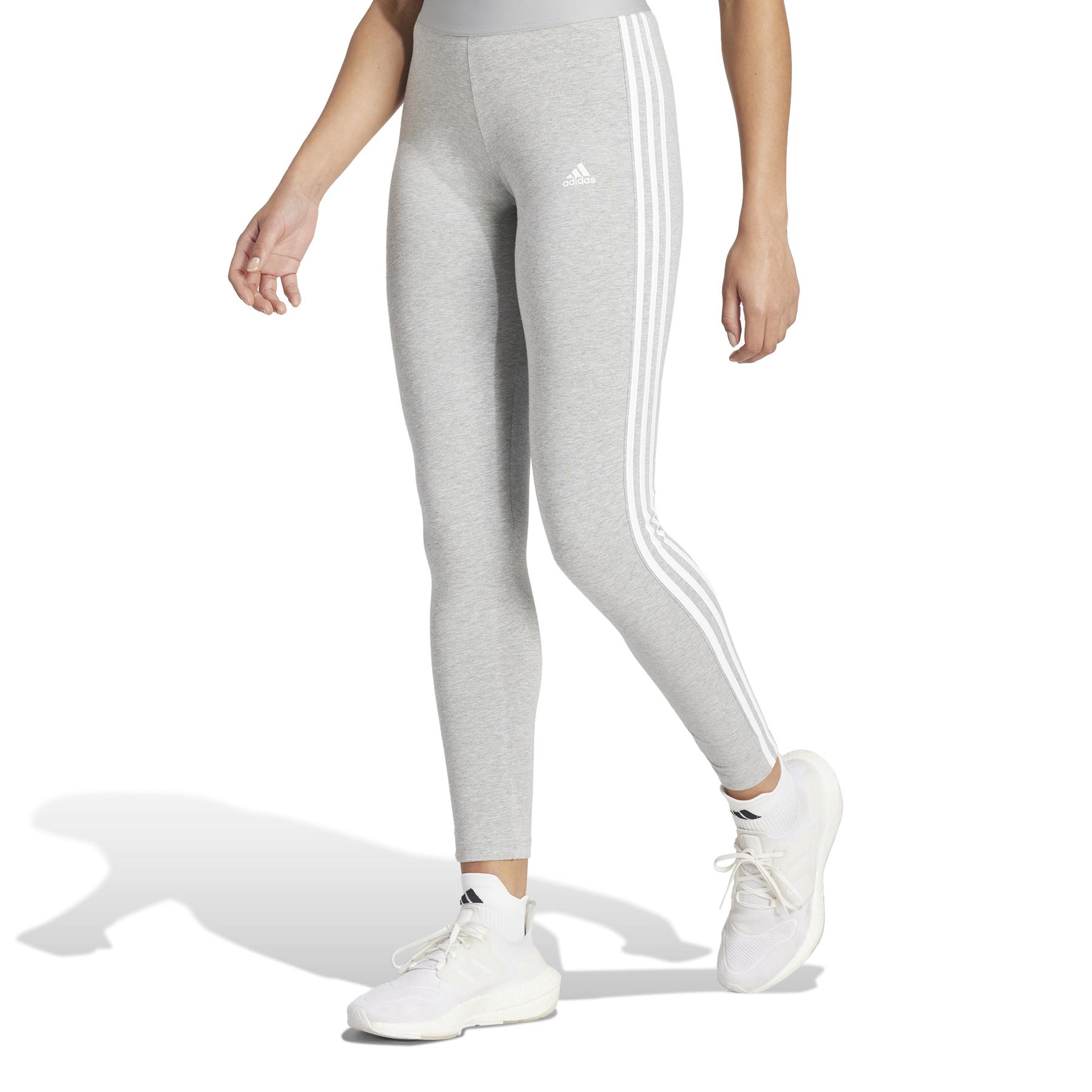 product/a/d/adidas_gv6017_4_apparel_on_model_front_view_white-nw052224.jpg