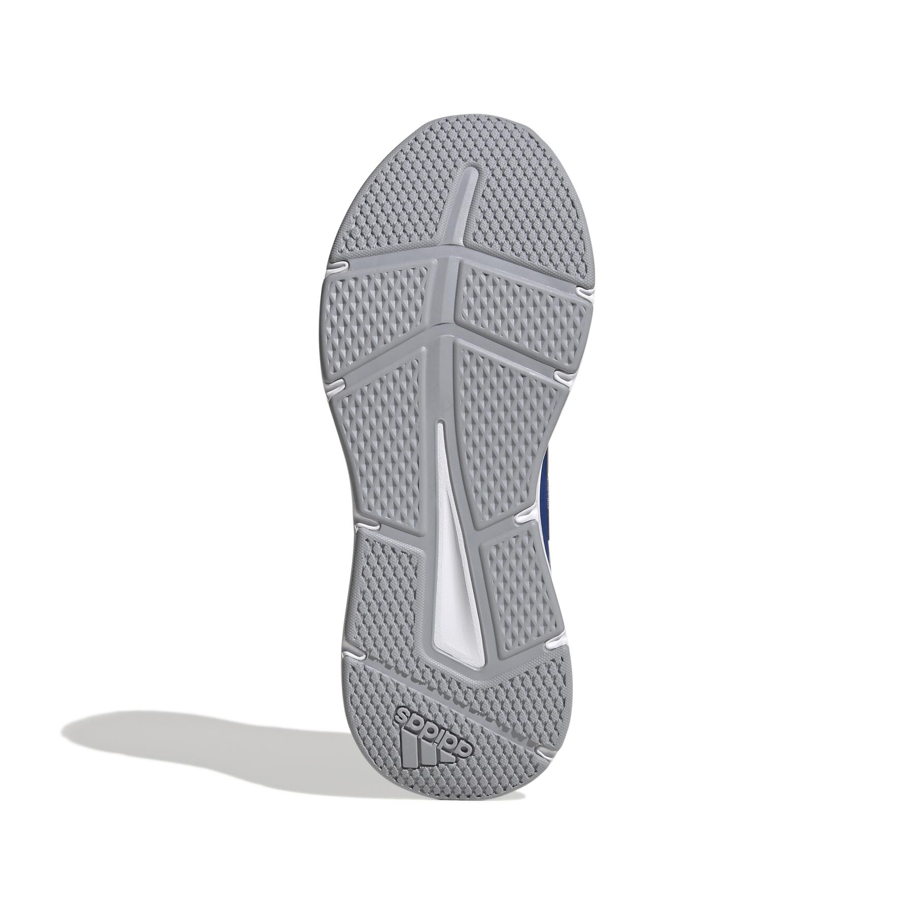 product/a/d/adidas_gw4143_4_footwear_photography_bottom_view_white_000.jpg