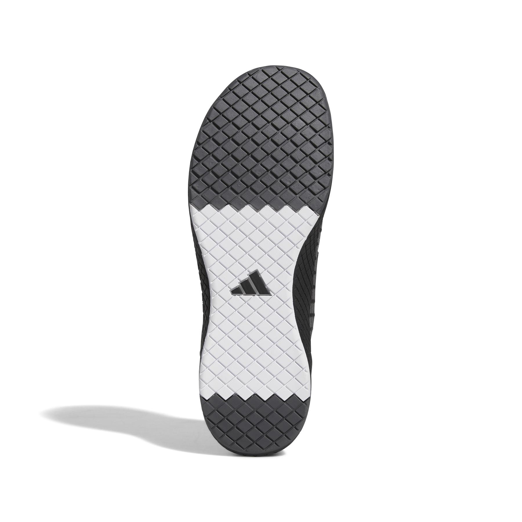 product/a/d/adidas_gw6354_4_footwear_photography_bottom_view_white_000.jpg