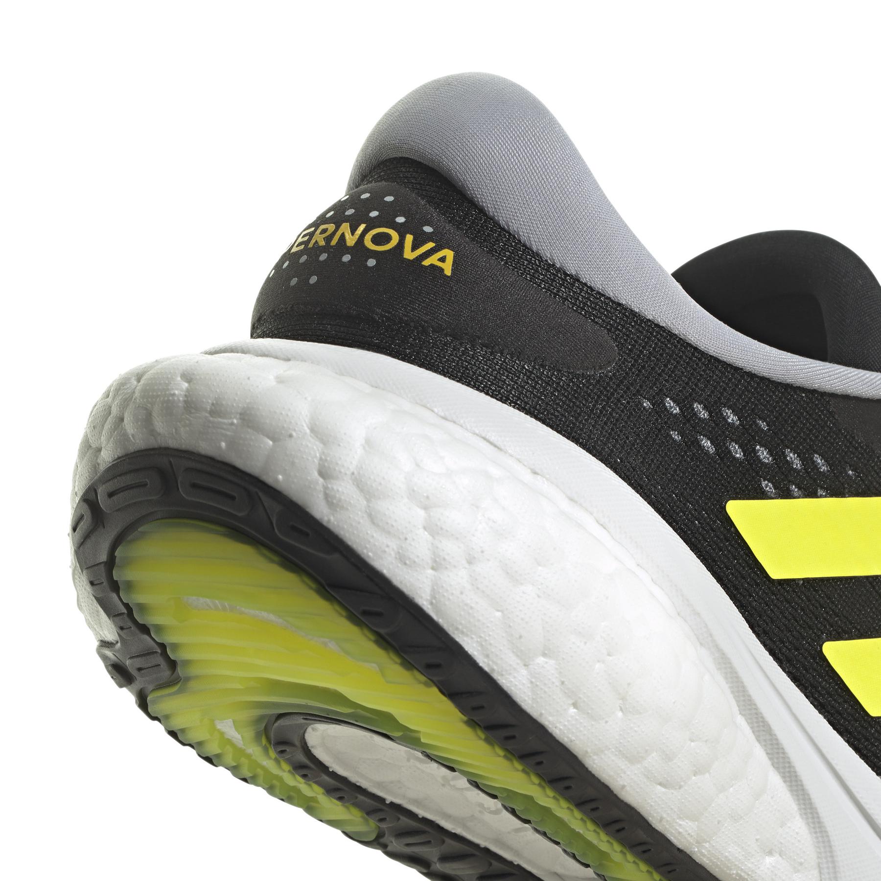 product/a/d/adidas_gx9787_9_footwear_photography_detail_view_2_white_000.jpg