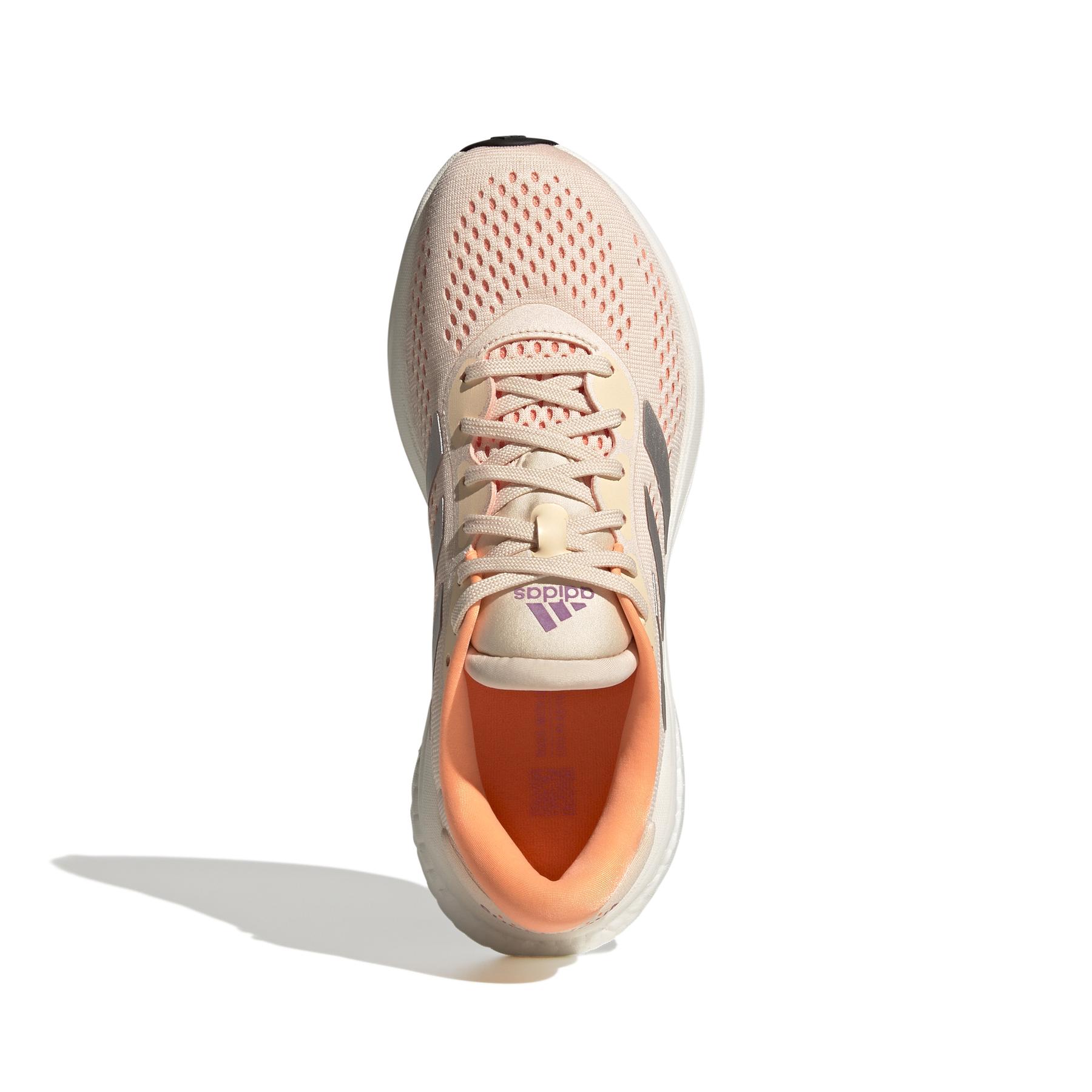 product/a/d/adidas_gy1774_3_footwear_photography_top_portrait_view_white_000.jpg