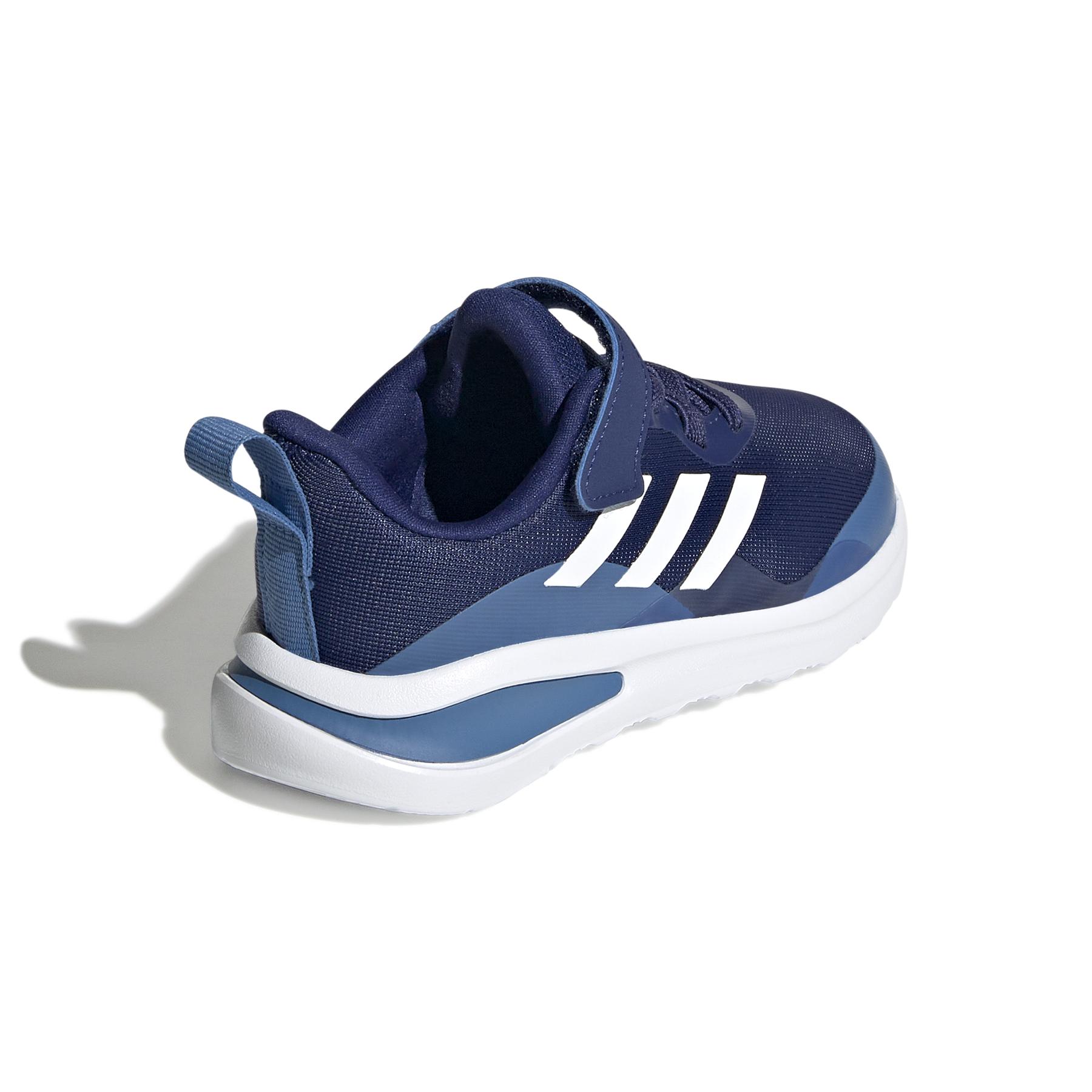 product/a/d/adidas_gy7607_7_footwear_photography_back_lateral_top_view_white_000.jpg