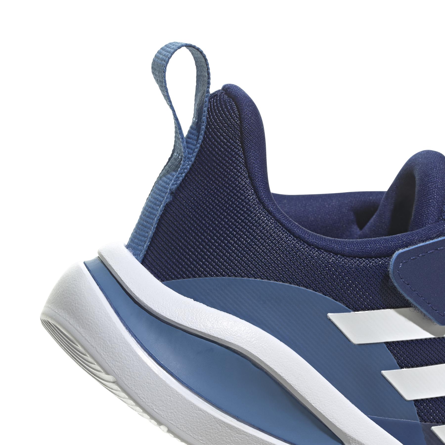 product/a/d/adidas_gy7607_9_footwear_photography_detail_view_2_white_000.jpg