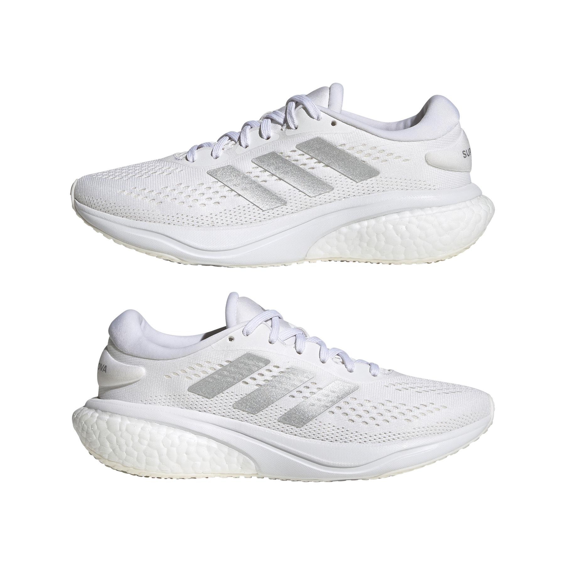 product/a/d/adidas_gz6939_10_footwear_photography_mirrored_pair_view_white_000.jpg