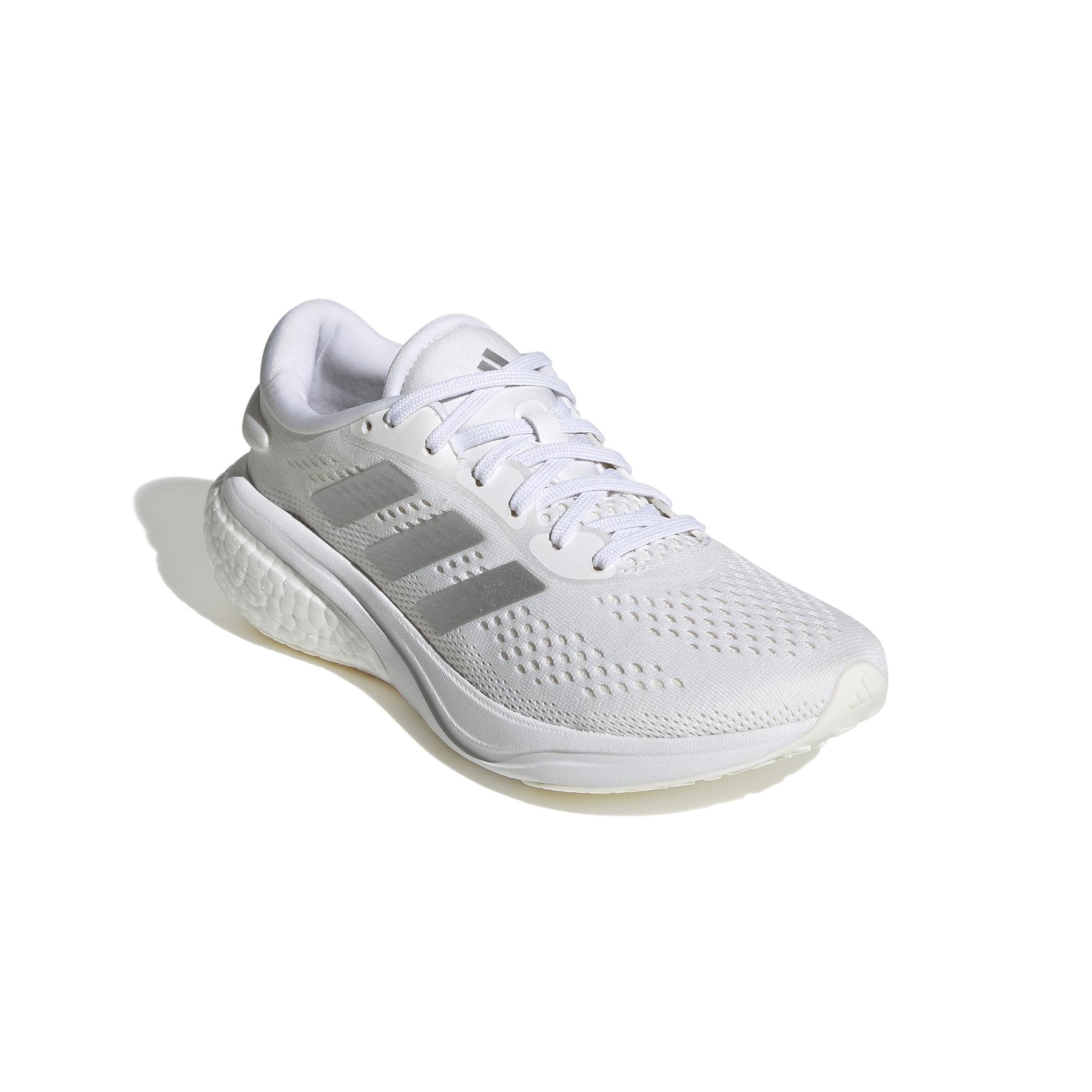 product/a/d/adidas_gz6939_6_footwear_photography_front_lateral_top_view_white_000.jpg